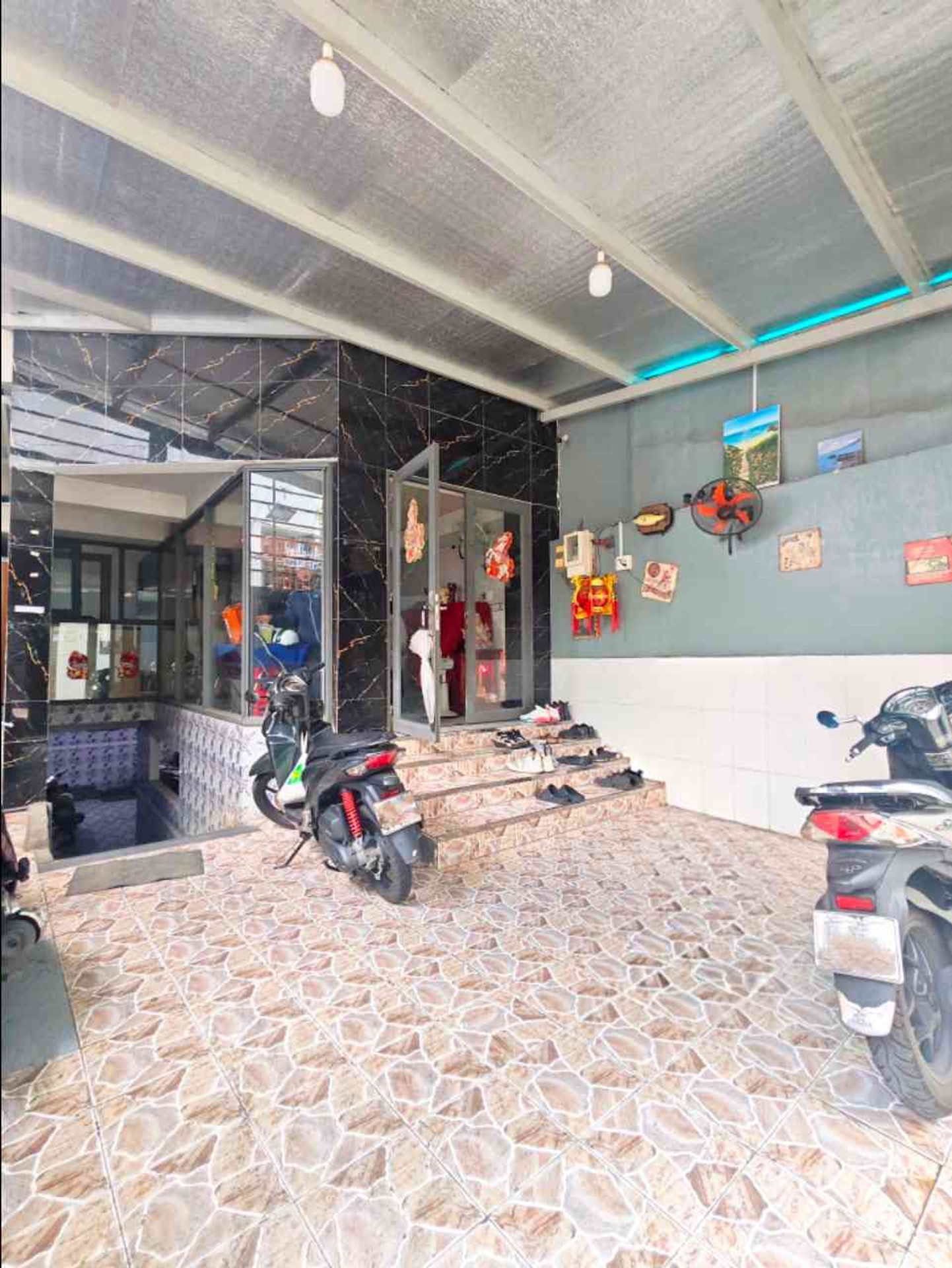 Cơ Hội Vàng Sở Hữu Nhà 8 Tầng Thang Máy, 13 Phòng Ngủ Quận 10