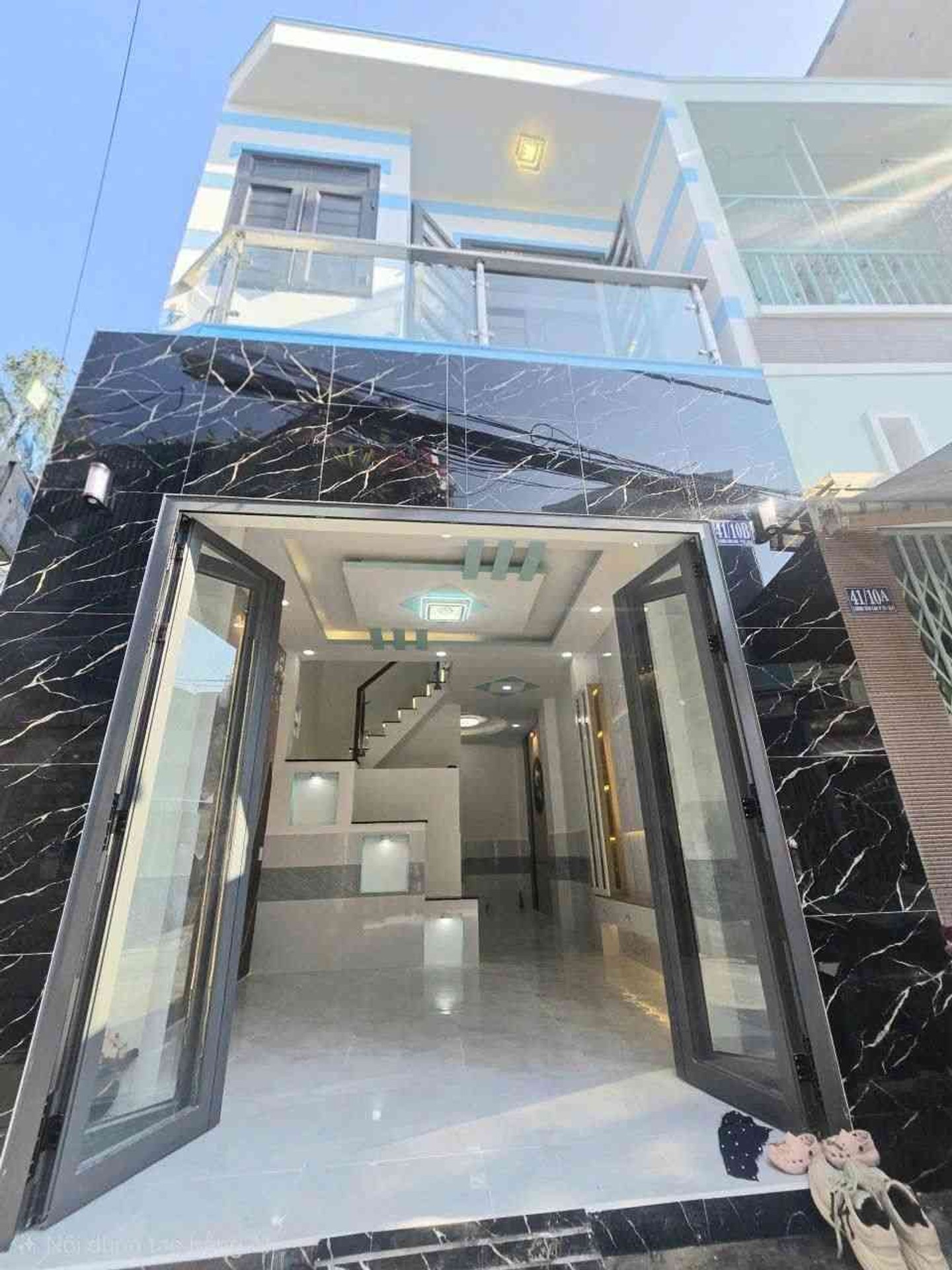 Cơ hội hiếm có sở hữu nhà 3 tầng lô góc Lương Văn Can Quận 8