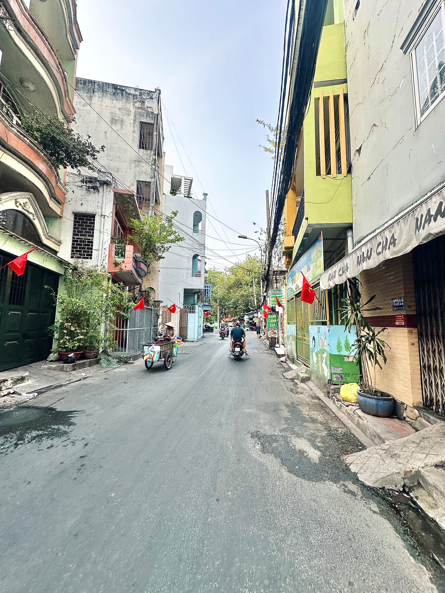 Cơ hội sở hữu nhà mặt phố vị trí đắc địa với giá sốc giảm sâu