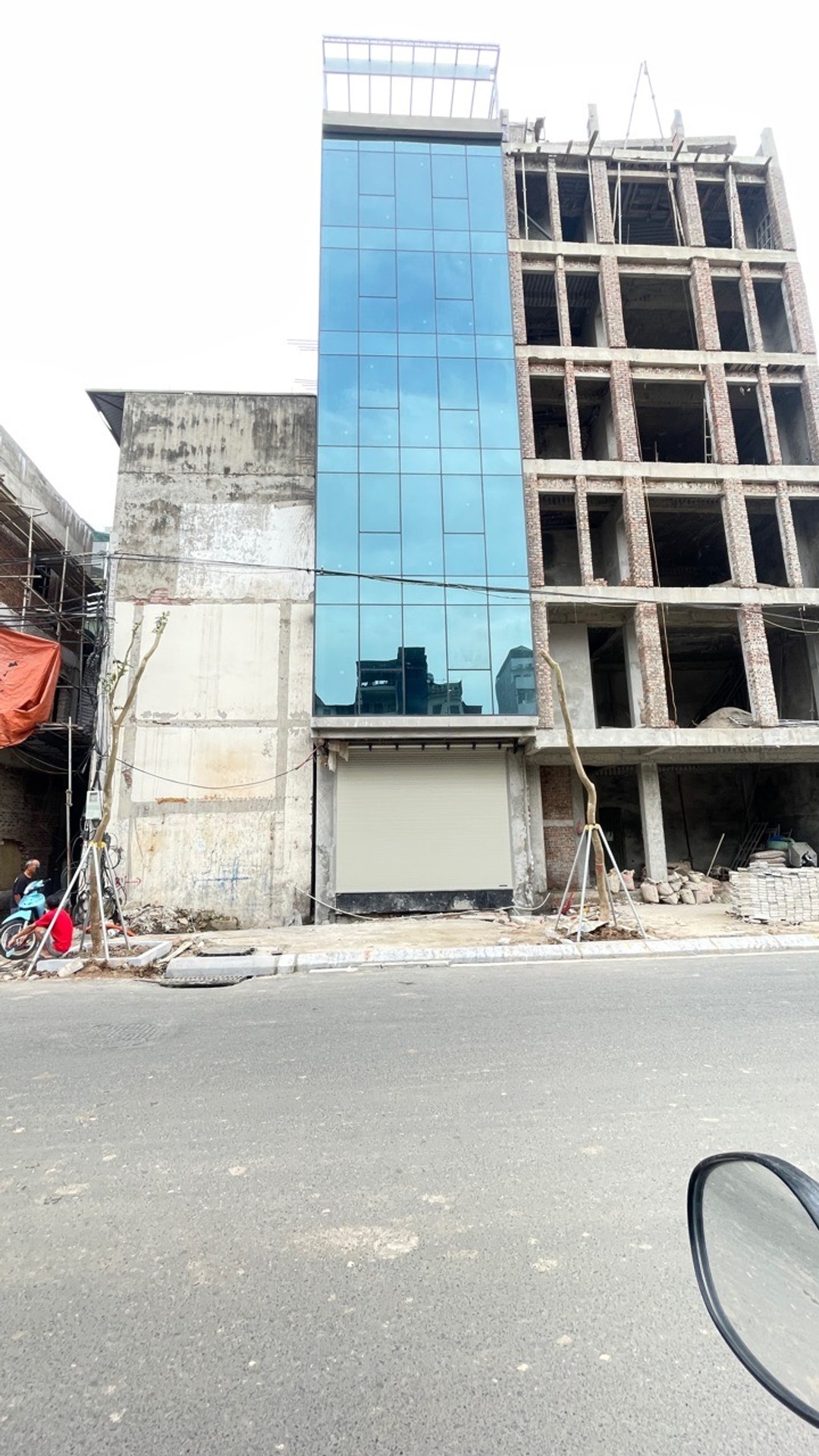 Nhà mặt phố 7 tầng 33m2, mặt tiền 5m, có thang máy, kinh doanh sầm uất