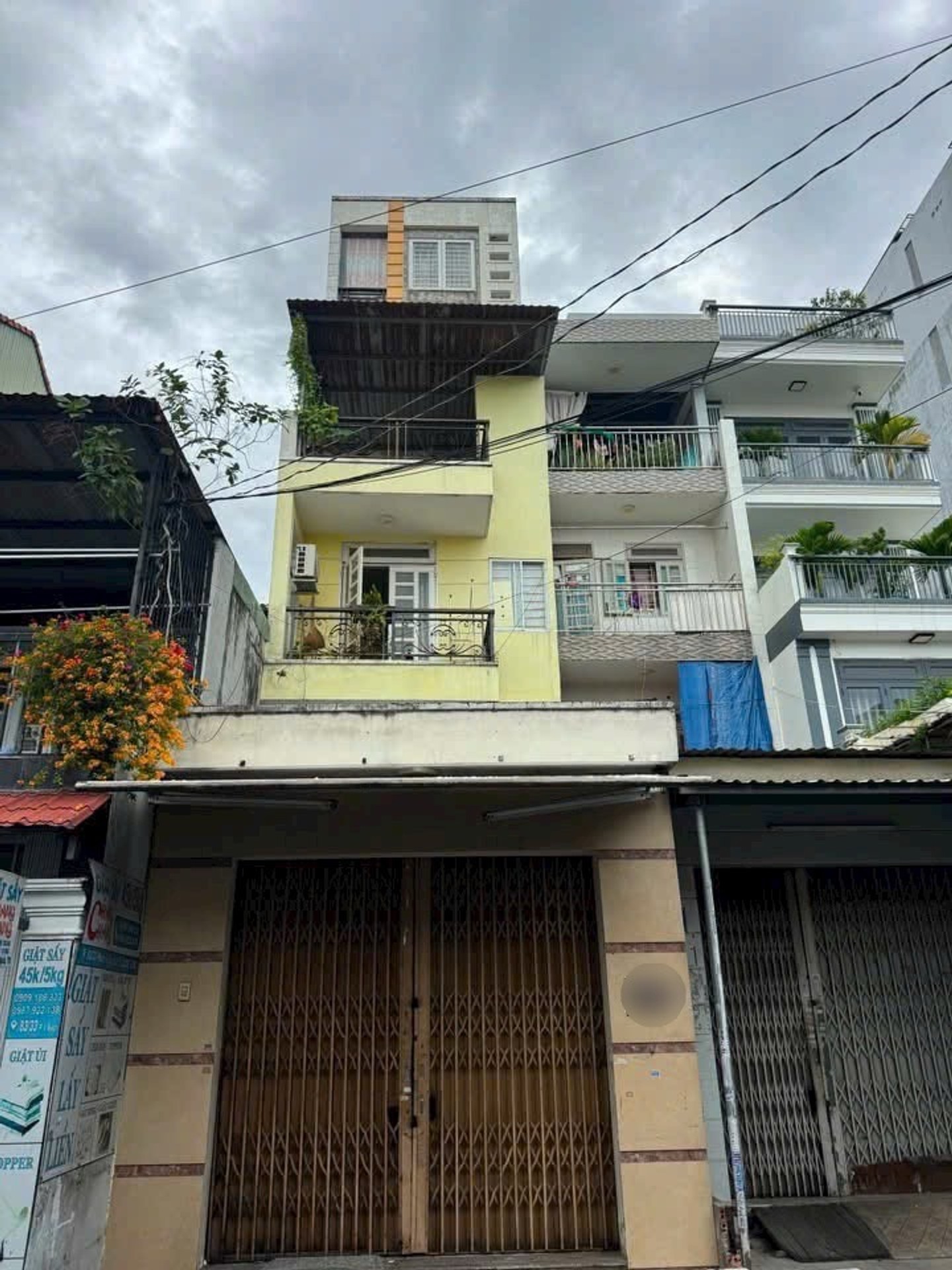 Nhà 5 Tầng Đa Năng Gần Sân Bay - Tầm View Đẹp