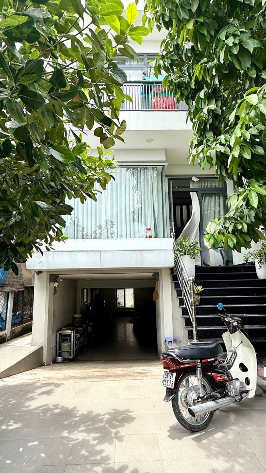 Bán nhà mặt phố xã Nhơn Đức, Nhà Bè, diện tích 110.8m2, thiết kế 4 tầng có tầng hầm