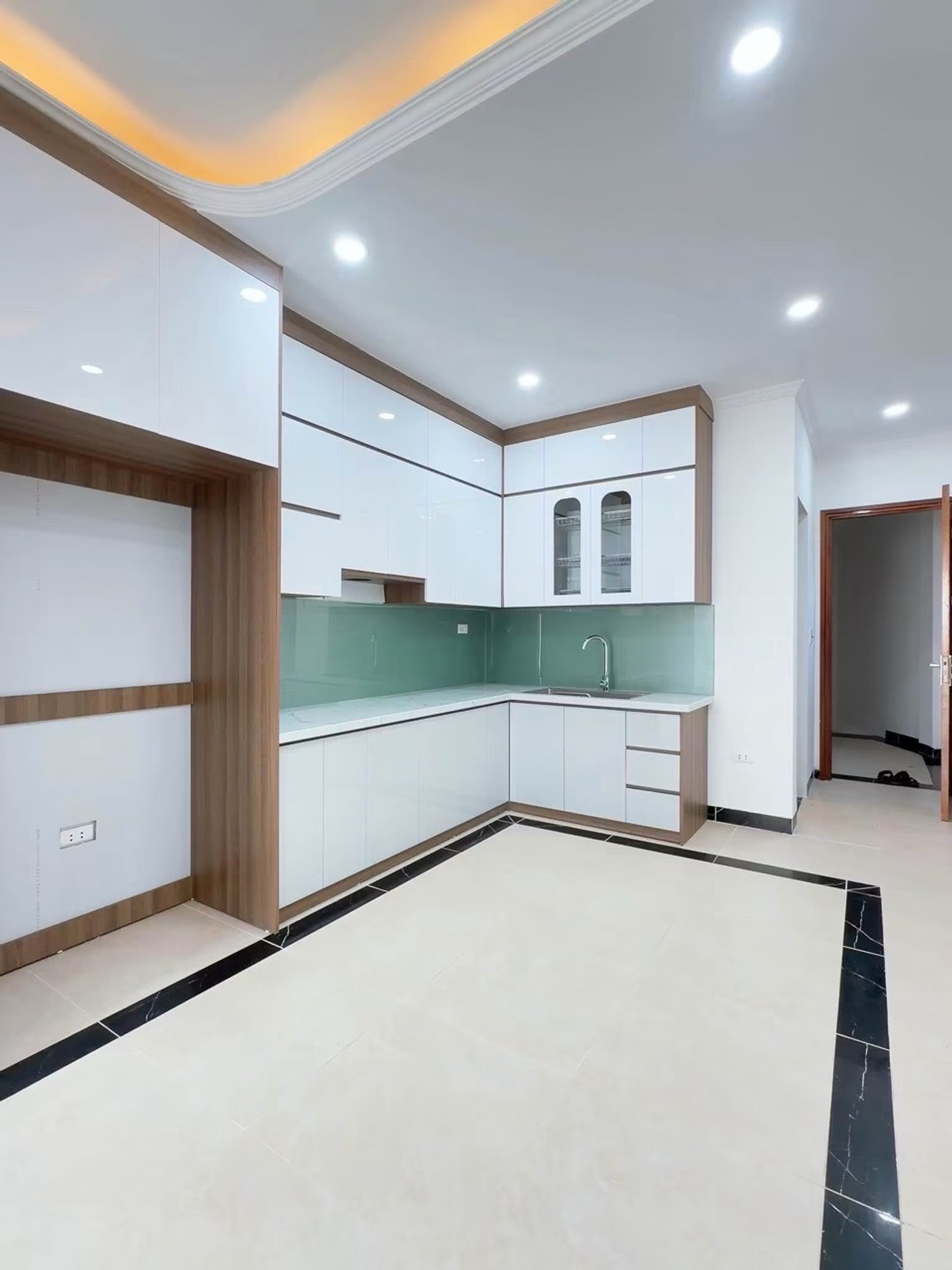 Bán nhà riêng 5 tầng Kim Giang, nhà mới xây, pháp lý đầy đủ