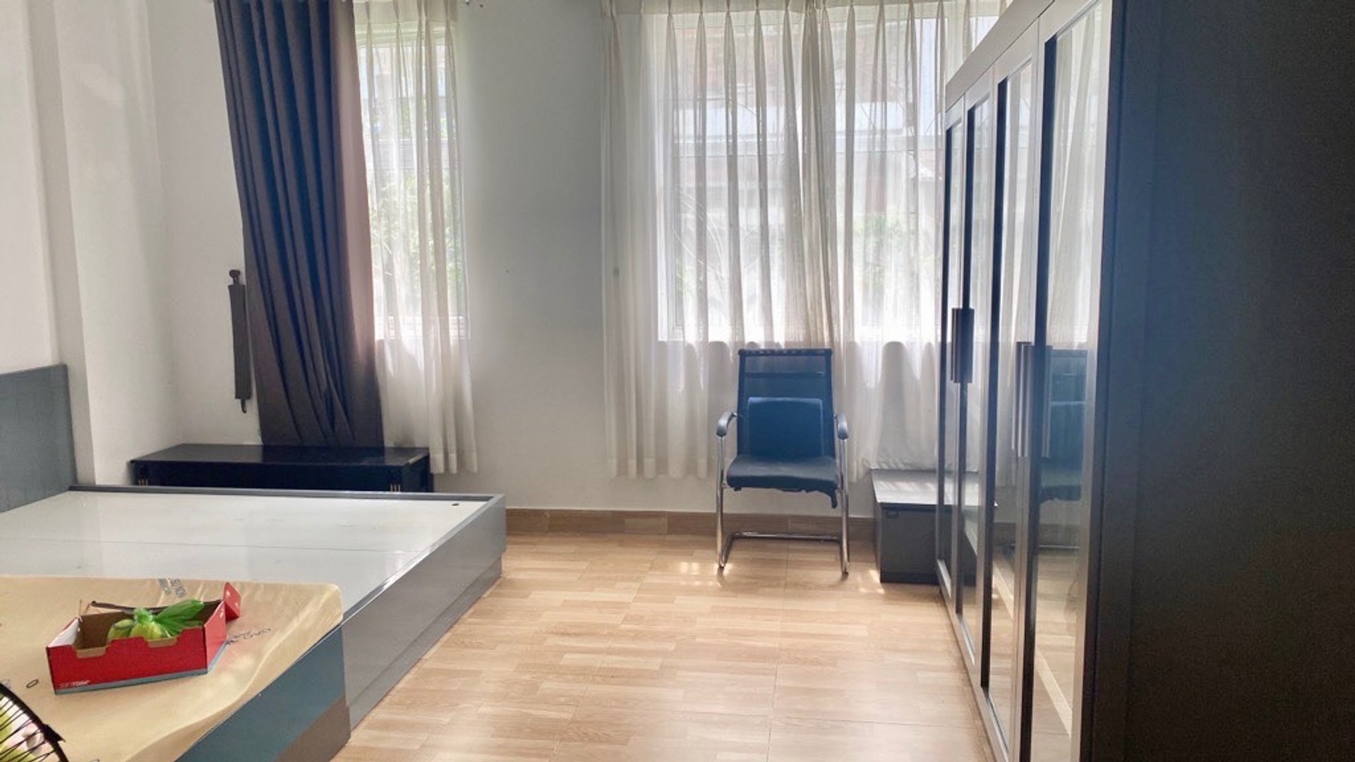 Bán biệt thự 3 tầng 150m2 hướng Đông Bắc tại Phường 11, quận Tân Bình