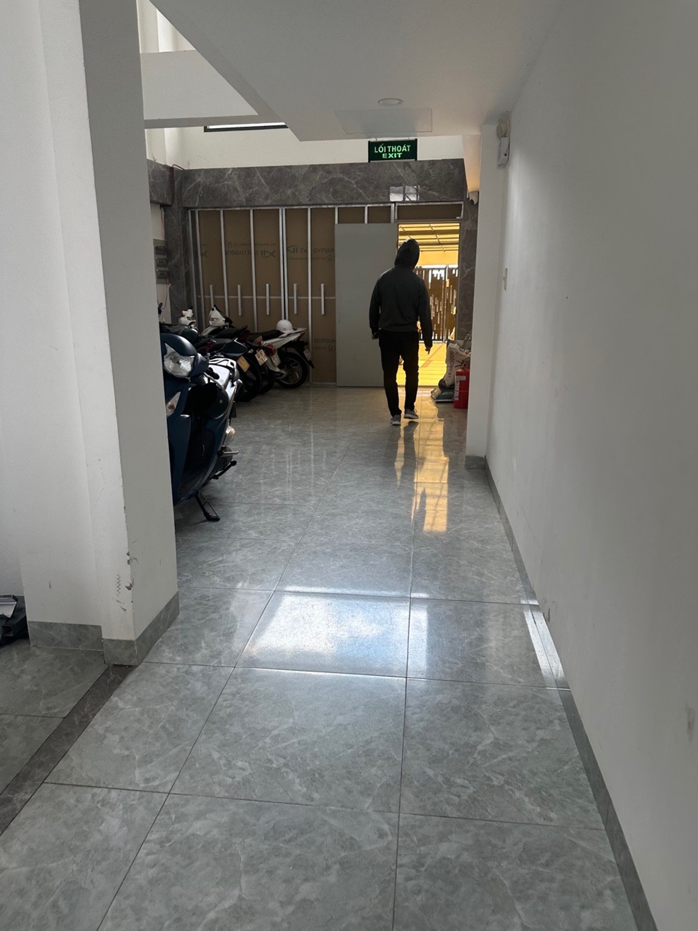 Căn Hộ Dịch Vụ 6 Tầng Gần Đầm Sen - Siêu Sinh Lời