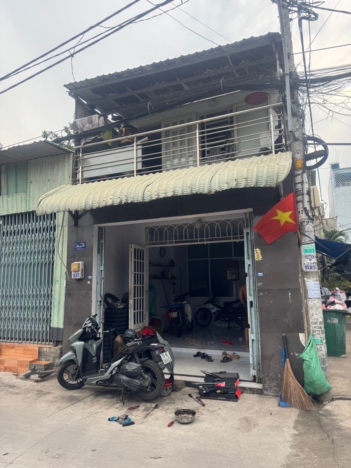 🎉 MÃ LÒ , 4,05x10,5M , Chỉ 2,7 TỶ
Đường lớn, xe hơi , Bình Trị Đông A, Bình Tân
- Trệt lầu , 2pn
