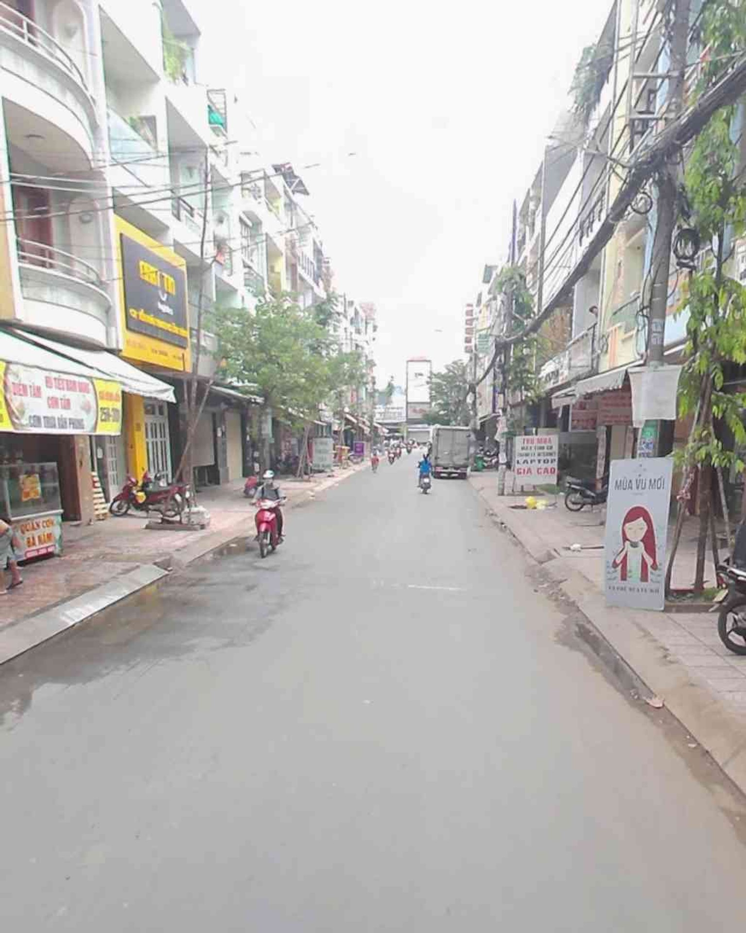 Cặp nhà mặt tiền kinh doanh sầm uất tại Bình Chánh
