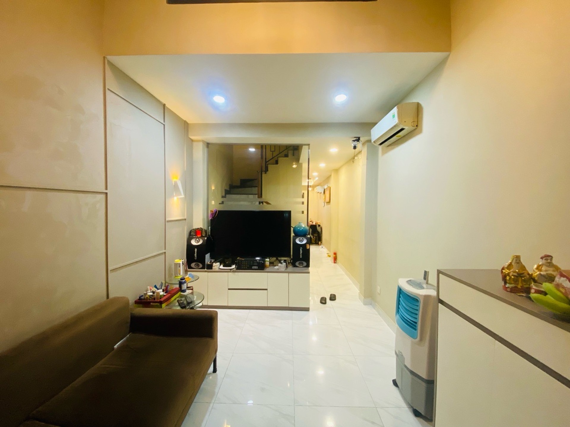 Nhà Đẹp 4 Tầng Phù Hợp Ở & Kinh Doanh Quận 1