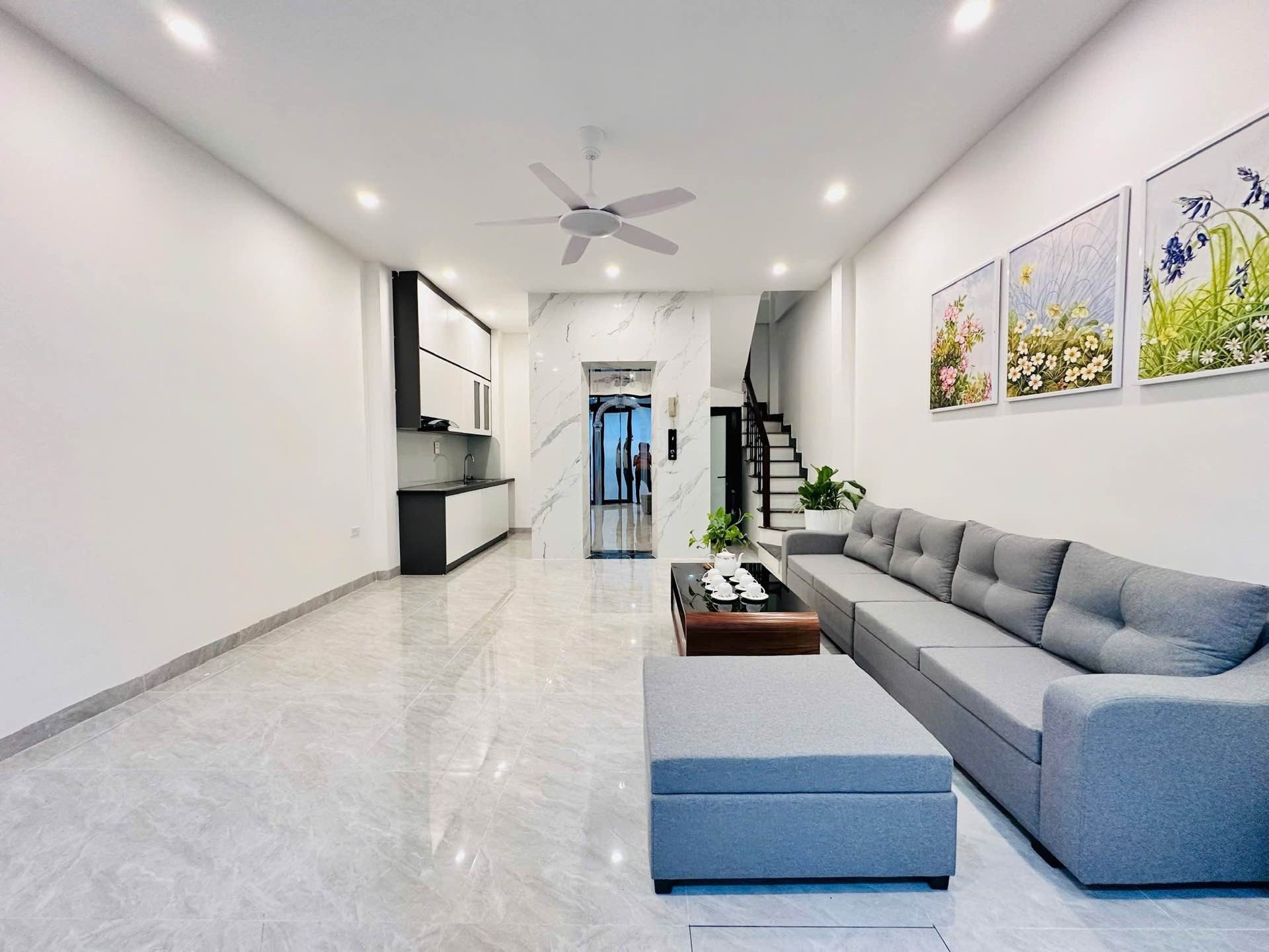 Bán nhà 6 tầng thang máy tại Ba Đình, diện tích 39m²