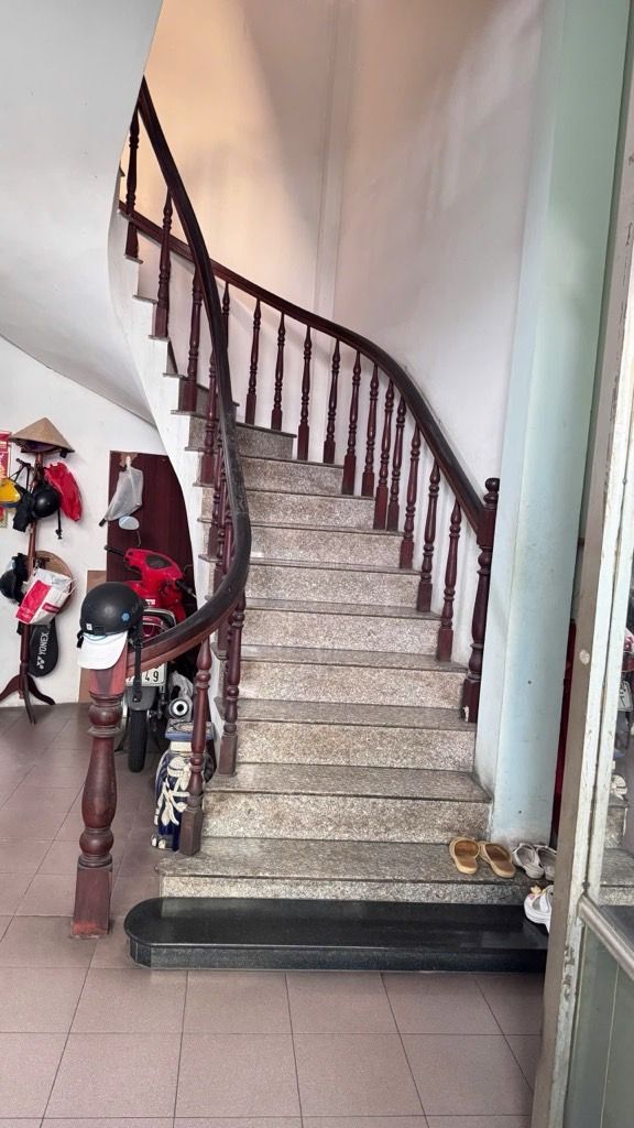 Nhà mặt phố 3 tầng siêu tiện nghi tại Phú Nhuận