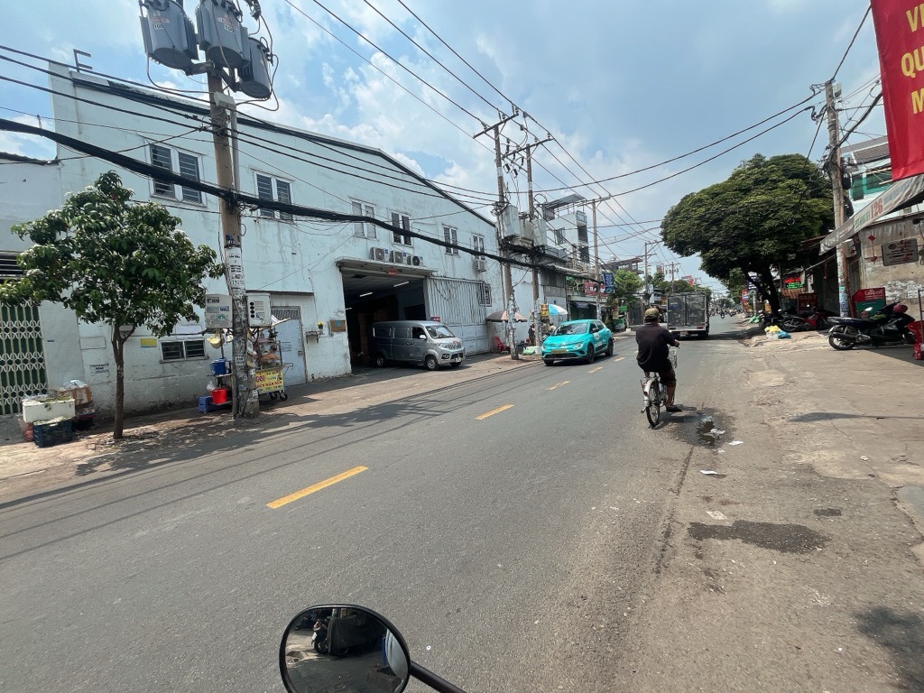 Siêu phẩm nhà mặt phố mặt tiền 18m giá đỉnh tại Bình Tân