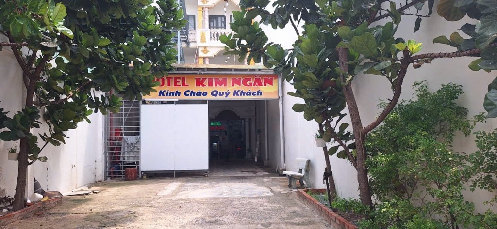 Khách sạn 6 tầng mặt tiền đường Hiệp Thành, Quận 12, diện tích 324m², 21 phòng