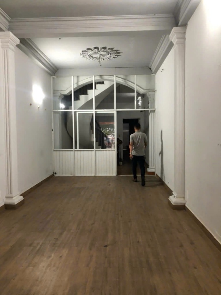 Nhà mặt phố Tân Bình rộng rãi, sinh lời cao