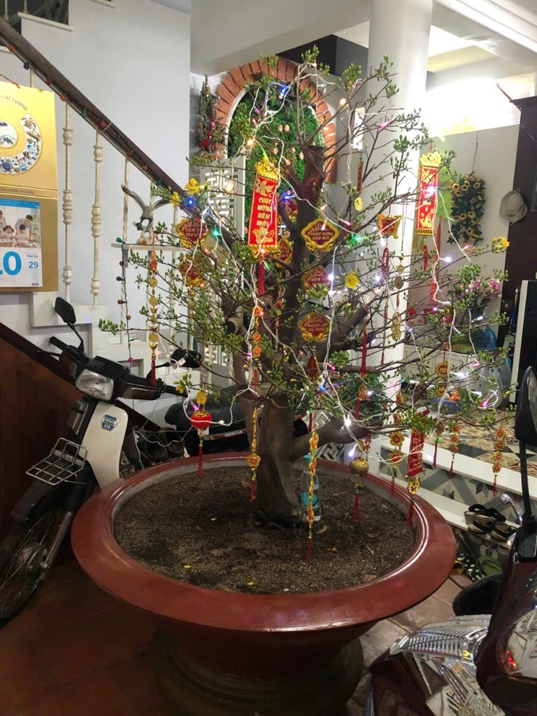 Nhà siêu rộng 3 tầng hẻm ô tô Đất Thánh, Tân Bình
