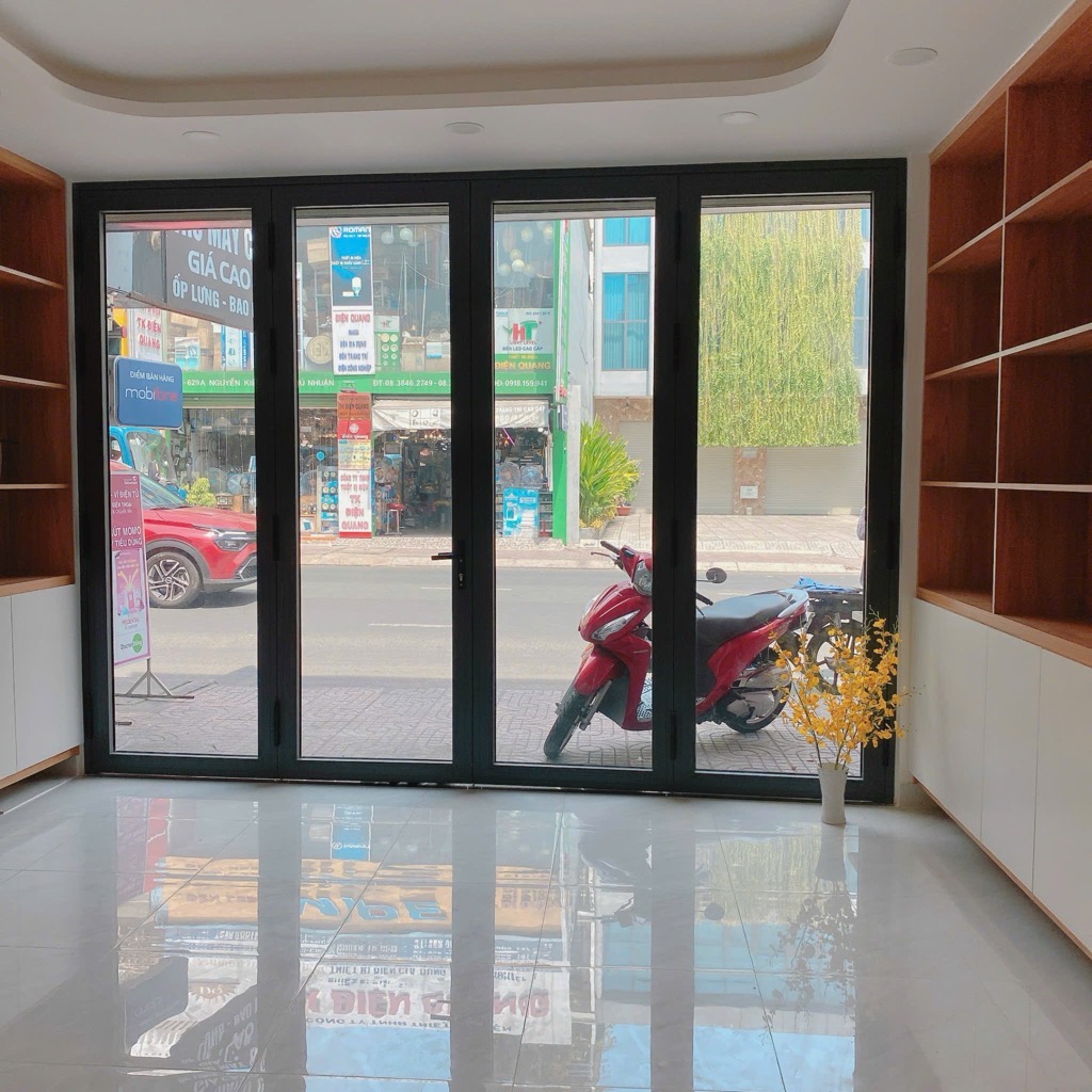 Nhà mặt phố Nguyễn Kiệm - Sống chất, kinh doanh đỉnh