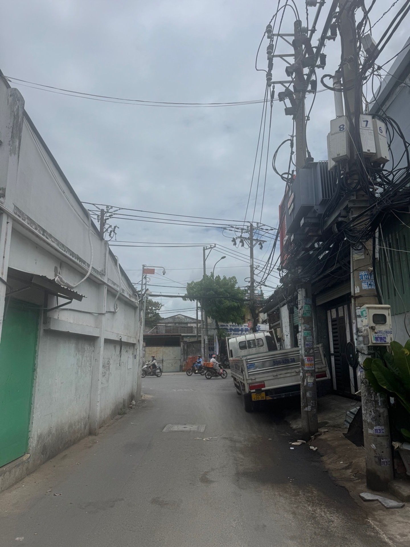 Bán nhà riêng 137m2 Hương Lộ 2, Bình Trị Đông, ngang hơn 4m, giá 7.x tỷ