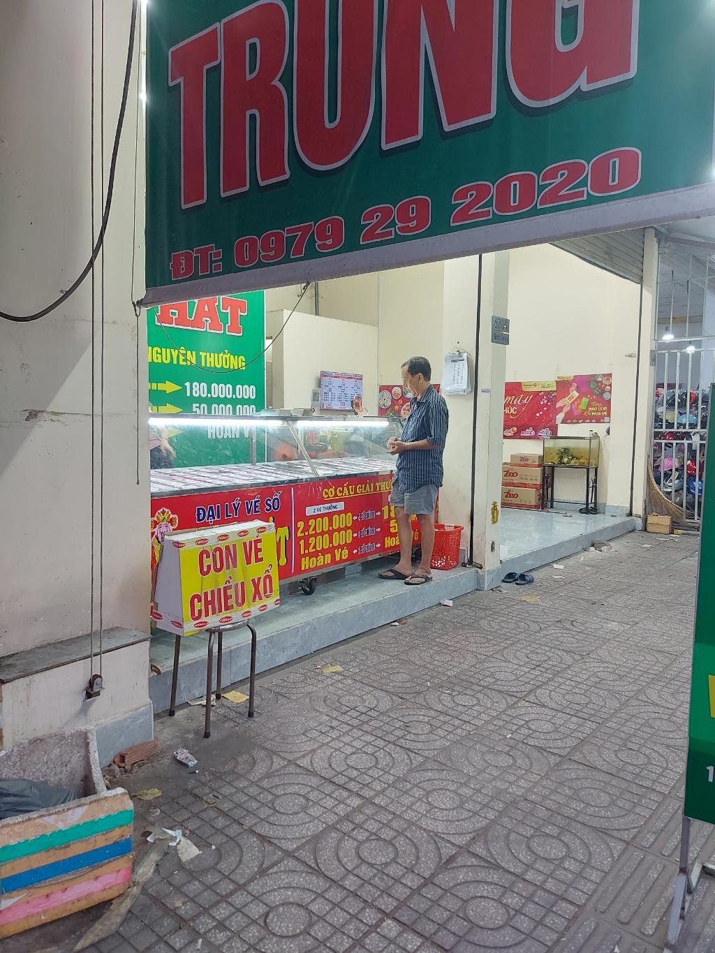 🔥 2 MẶT TIỀN TÂN KỲ TÂN QUÝ – NGANG 9M NỞ HẬU 12.6M – DÒNG TIỀN 120TR/THÁNG
🏢 425m² • dài 40m •