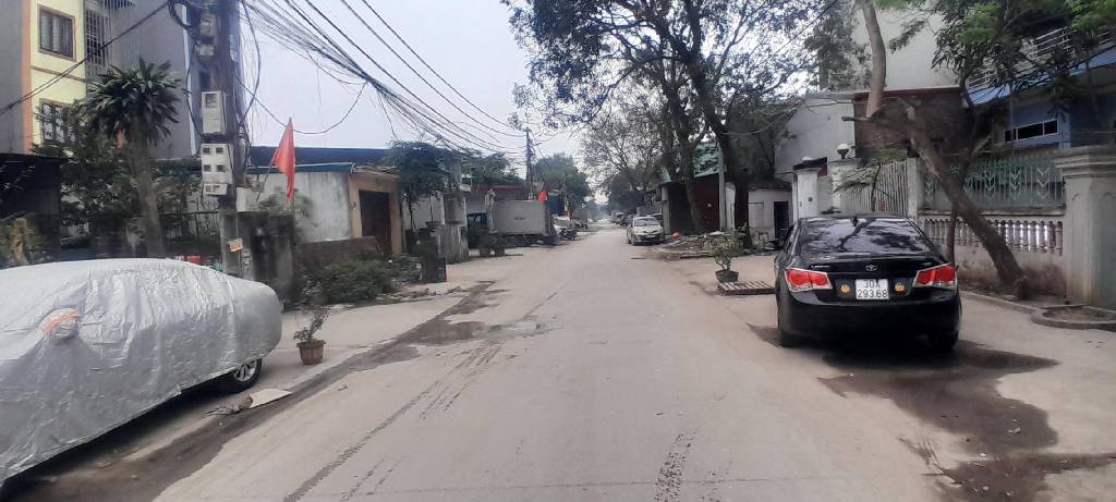 Bán đất mặt tiền rộng 5.6m, diện tích 145m2 tại Sáp Mai - trục chính kinh doanh sầm uất