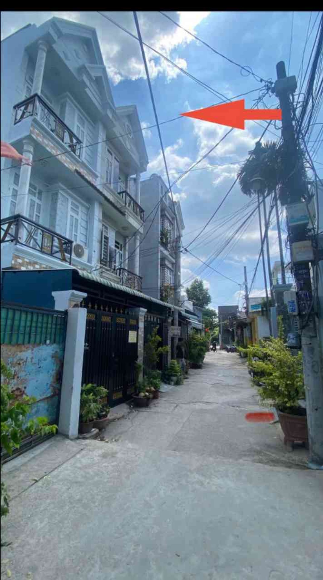 Bán nhà riêng 3 tầng hướng Đông Nam tại quận 12, diện tích 35m2, pháp lý cơ sở
