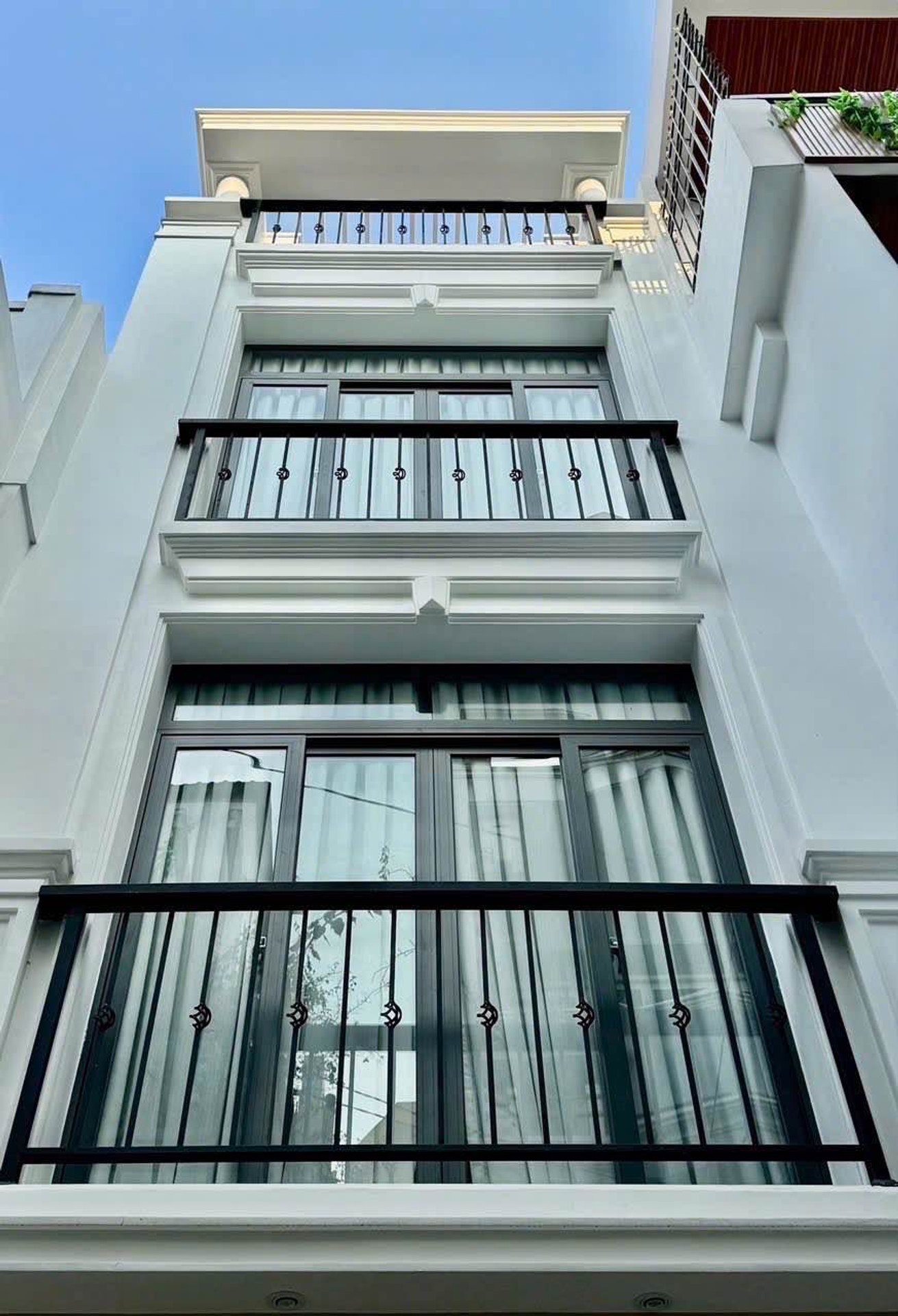Nhà mới xịn hẻm xe tải Phú Nhuận giá tốt