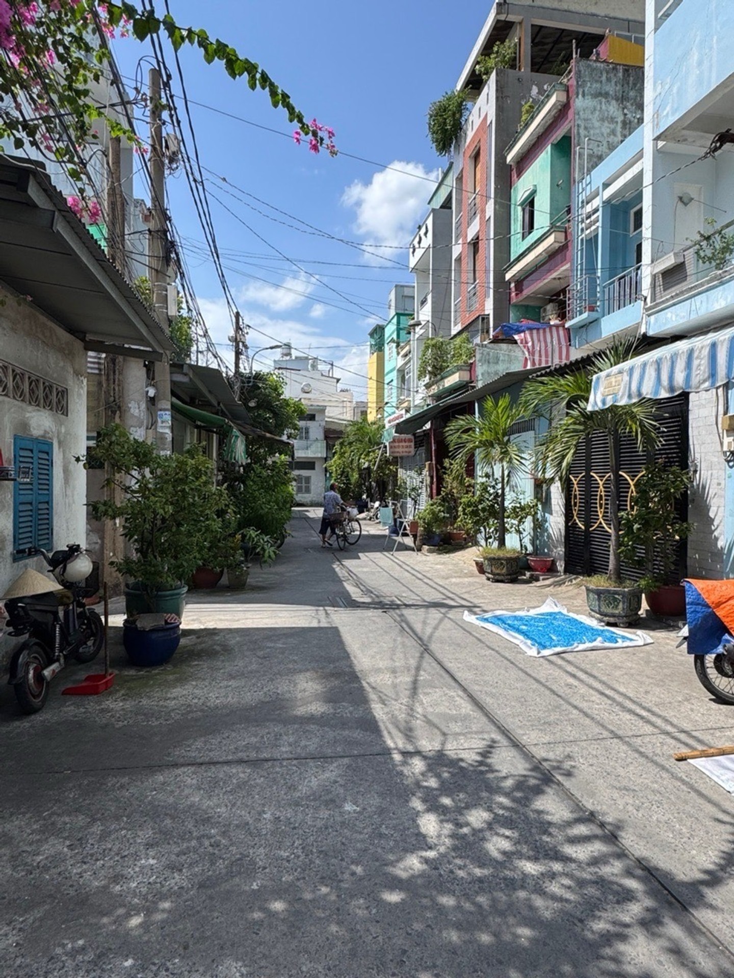 Nhà riêng 63m2, 3 tầng giá tốt tại Quận 11