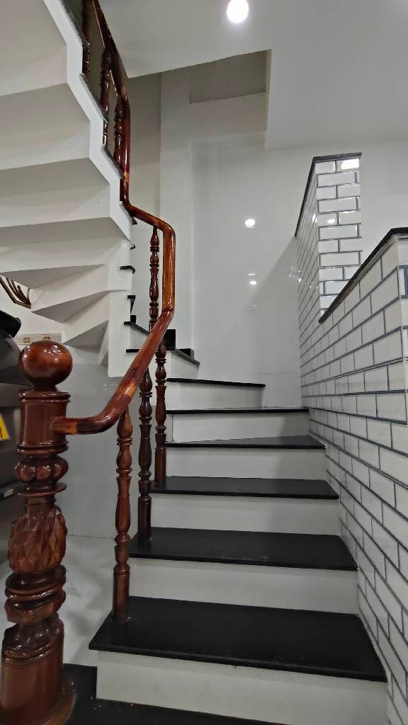Cơ hội sở hữu nhà 4 tầng vị trí đắc địa quận Bình Tân, giá chỉ 5,65 tỷ