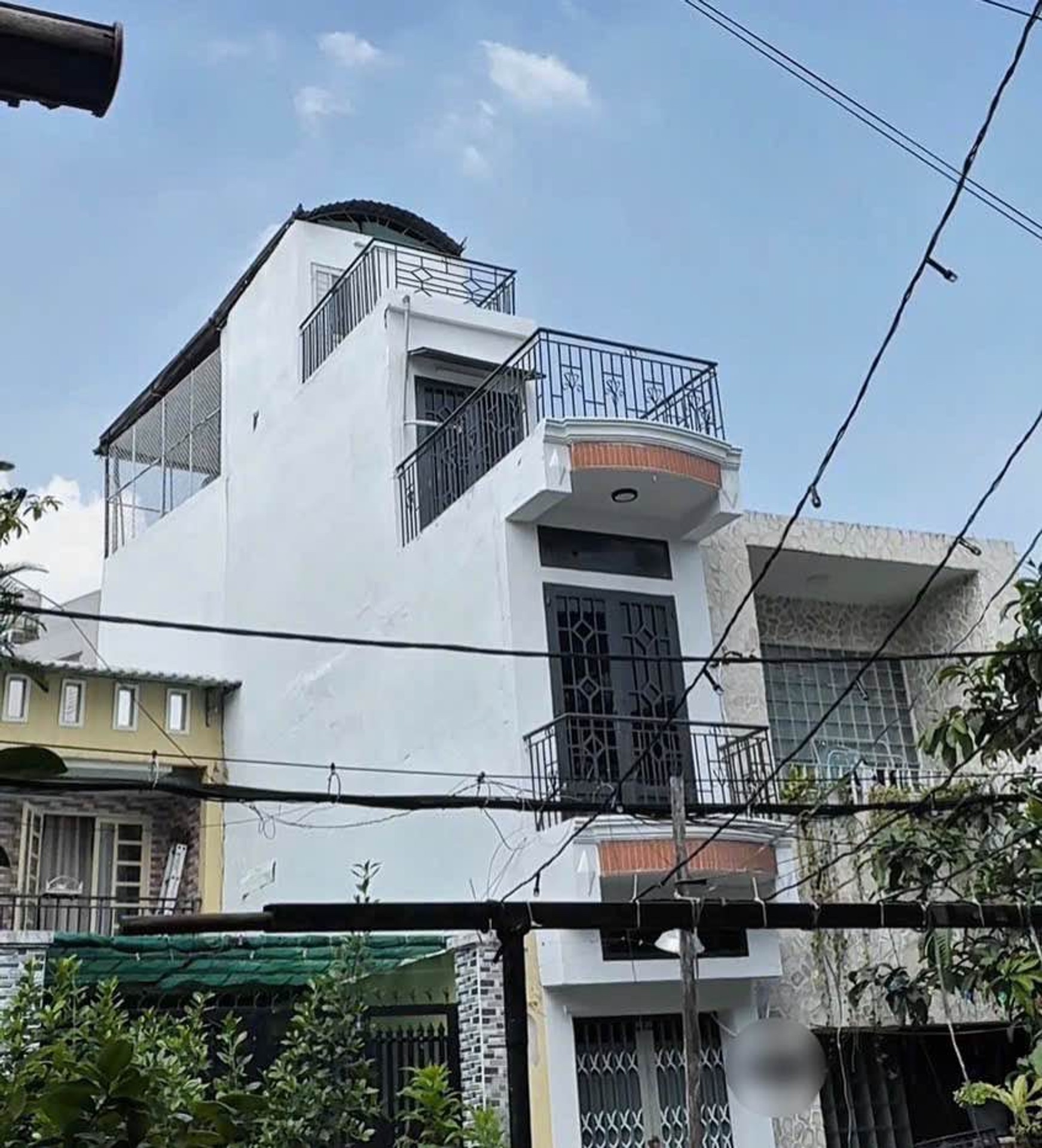 Nhà nhỏ xinh gần sân bay, 4 phòng ngủ thoáng mát