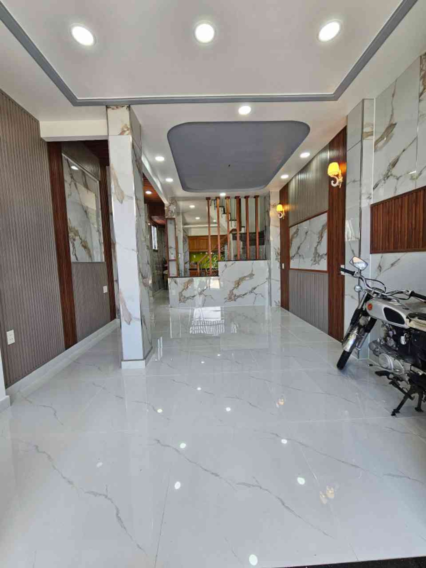 Bán nhà 4 tầng,hẻm xe hơi, 5PN 49m2 ở Bình Trị Đông, Bình Tân