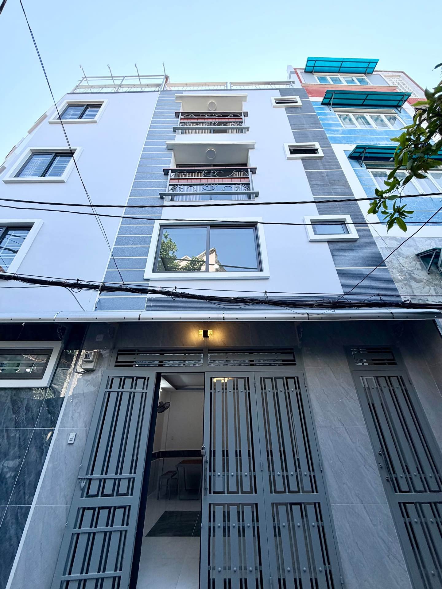 Nhà 5 tầng mới xây tại Đặng Văn Ngữ, Phú Nhuận, diện tích 37m2, giá tốt dưới 10 tỷ