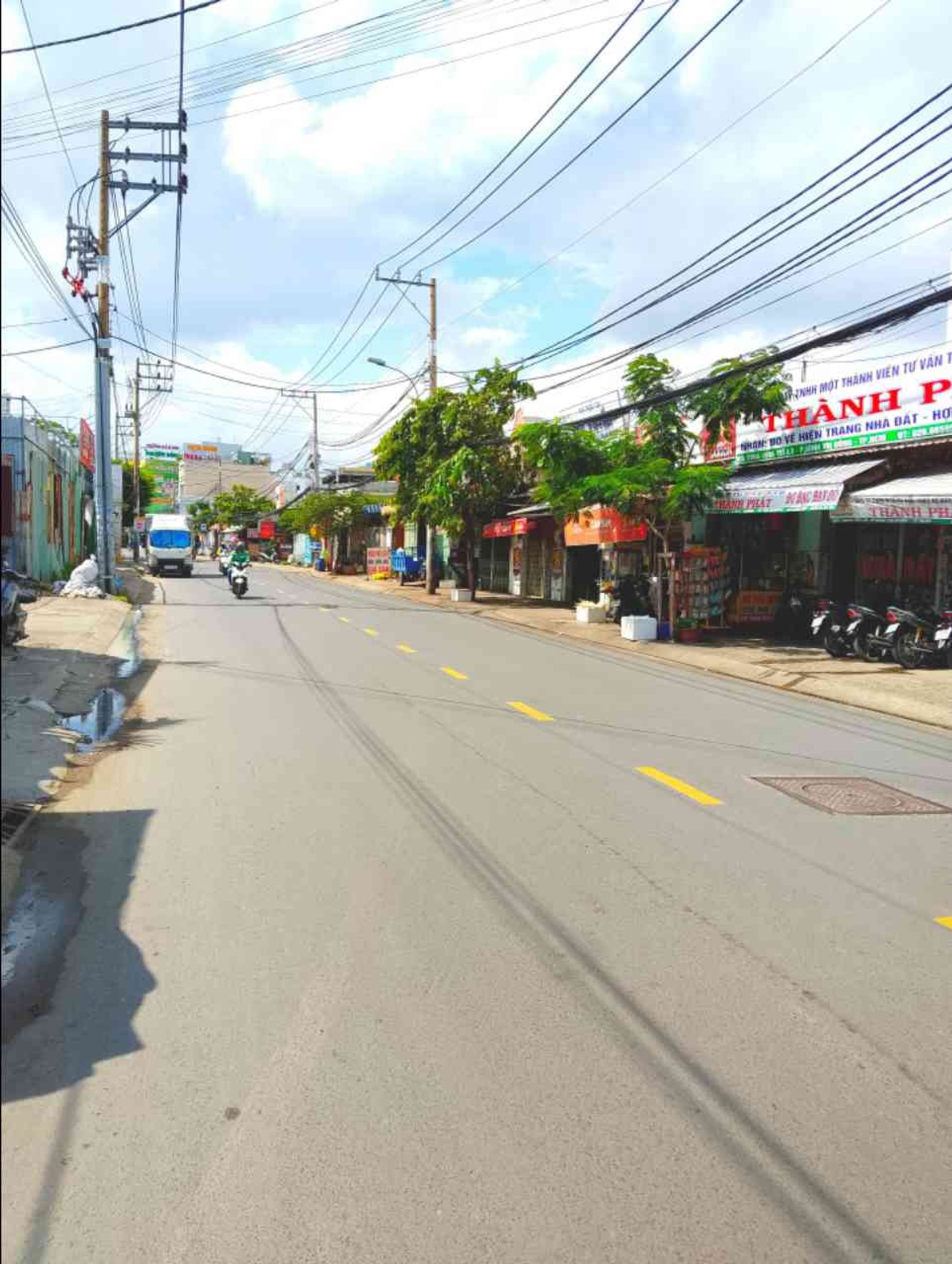 Tòa nhà mặt phố Mã Lò siêu đẳng cấp, kinh doanh đa ngành đỉnh cao