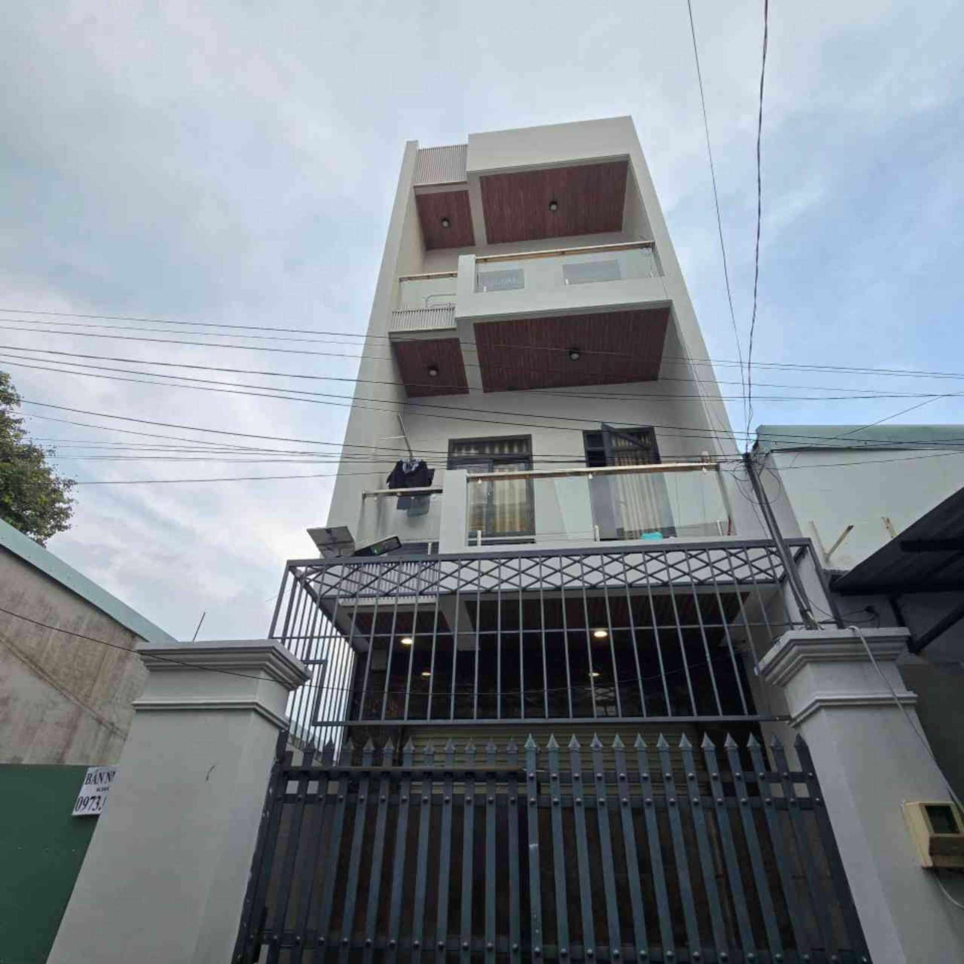Bán Bds Dòng Tiền, 4 Tầng, 86m2, Hxh 4m Man Thiện, Ngang 4.3m, Thu Nhập Ổn Định. Chỉ 8.5 Tỷ TL.