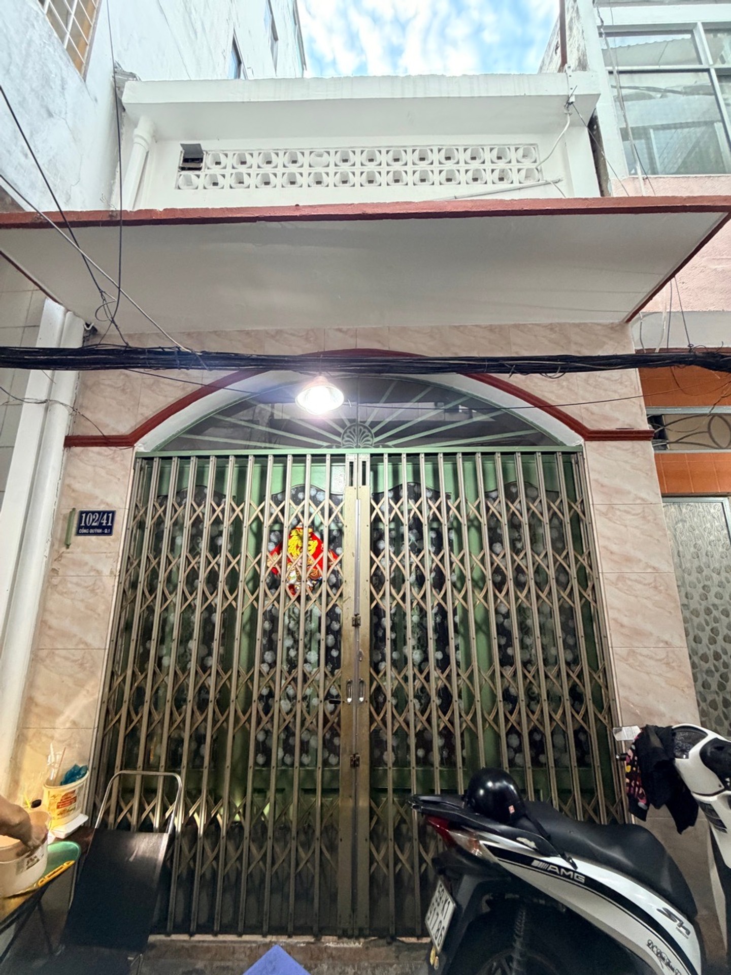Nhà 2PN Phố Tây Quận 1, Tiện Ở & Đầu Tư