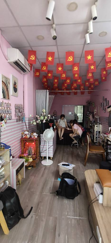 Nhà Mặt Phố Sầm Uất Quận 10 Giảm Giá Sốc