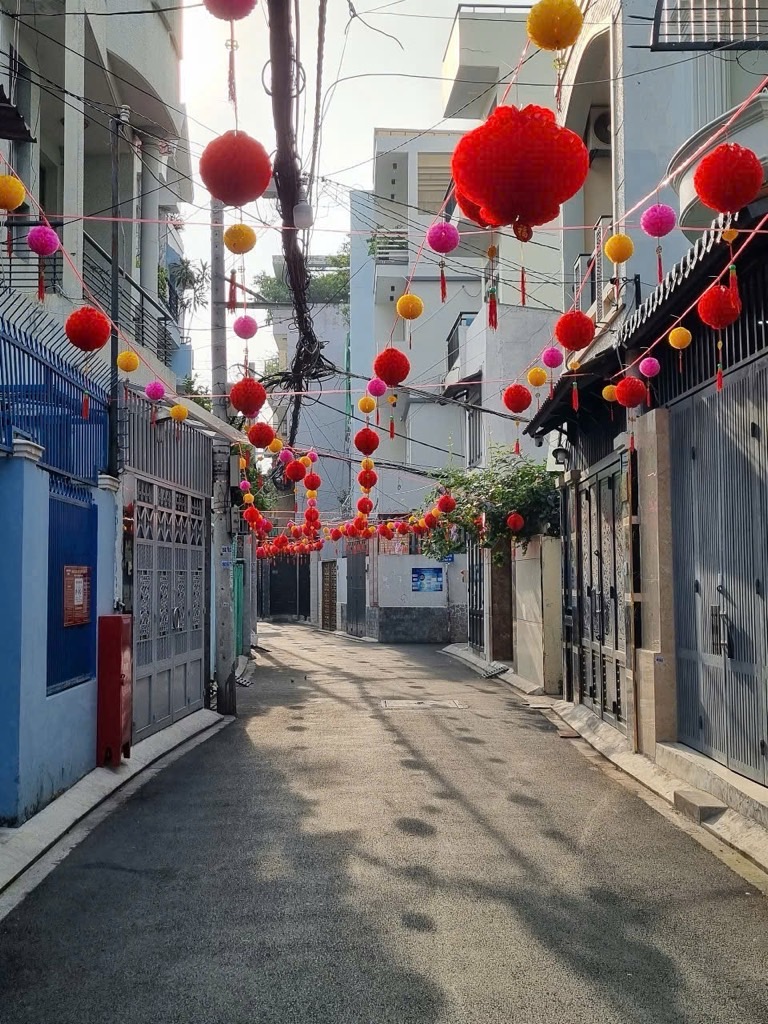Nhà Lô Góc Nguyễn Kiệm View Rộng, 3 Phòng Ngủ, Giá Hấp Dẫn