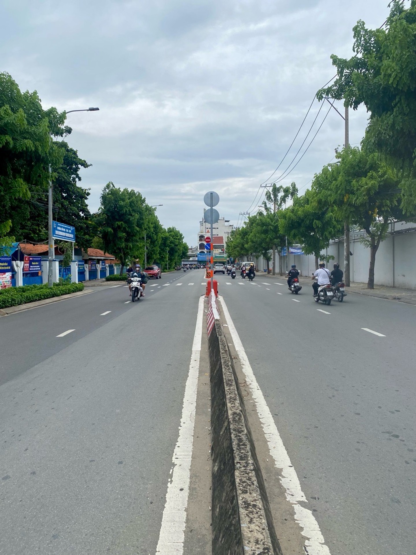 Nhà mặt phố Tân Sơn khu kinh doanh sầm uất, diện tích 82.9 m2