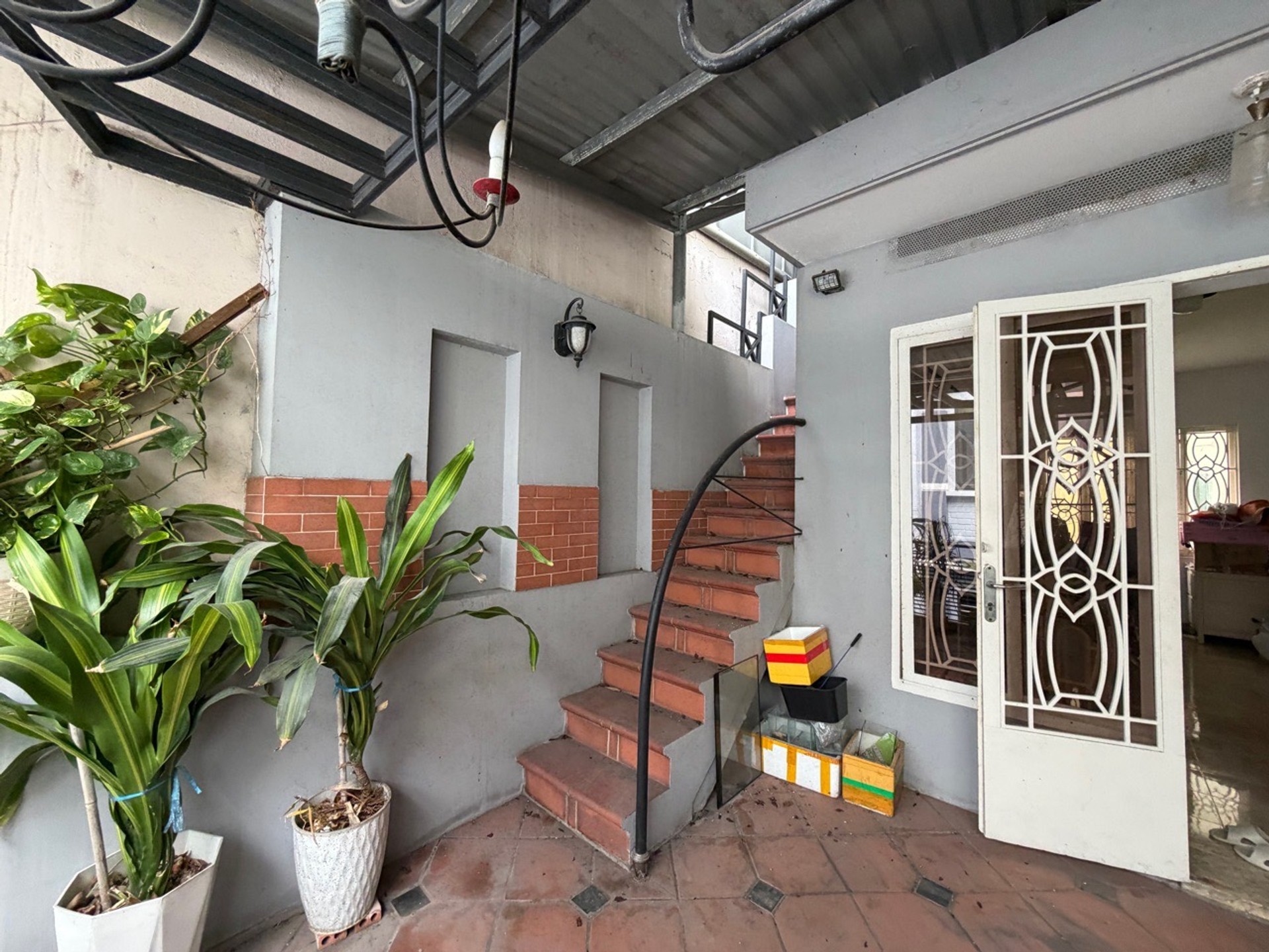 Nhà đẹp 4 tầng trung tâm Phú Nhuận giá hợp lý