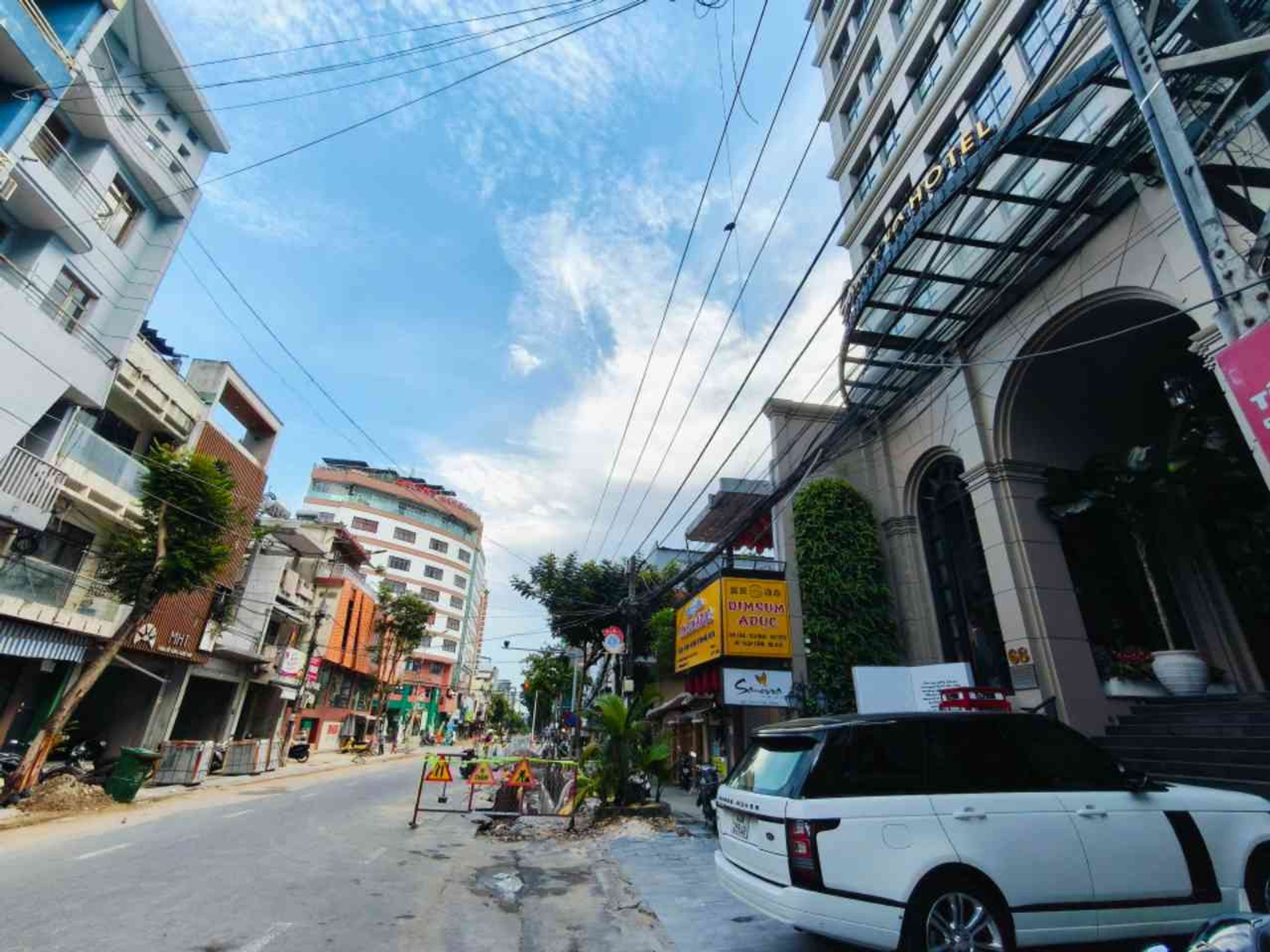 HIẾM BÁN NHÀ MẶT TIỀN PHAN CHÂU TRINH - HẢI CHÂU - KHU VIP NGAY KHÁCH SẠN - chỉ 18 Tỷ