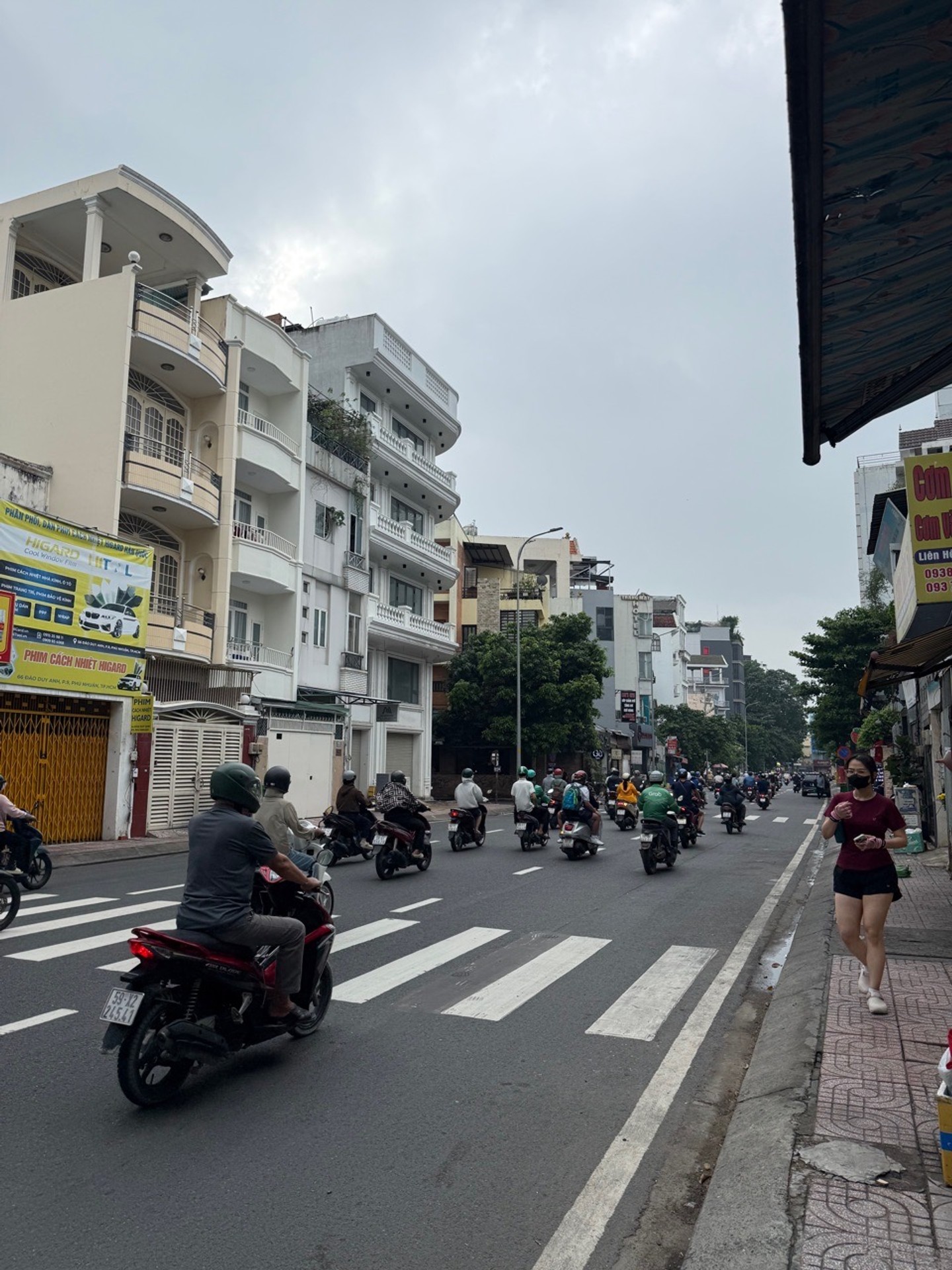Nhà Mặt Phố Góc Đỉnh Cho Kinh Doanh - Giá Tốt Nhất