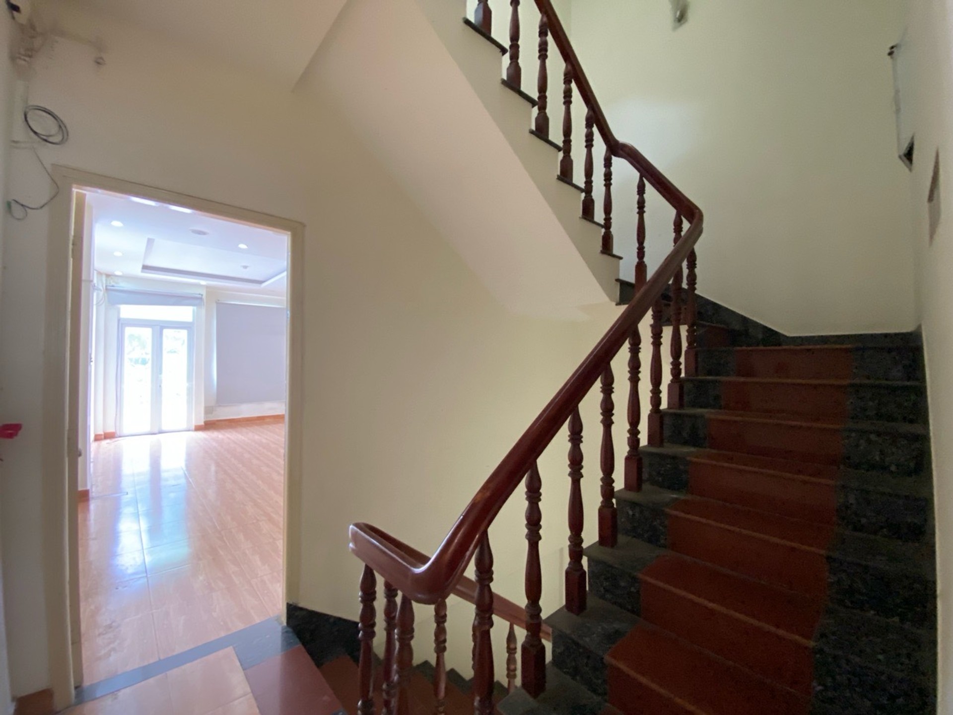 Nhà mặt tiền view công viên bông sao P5 Q8