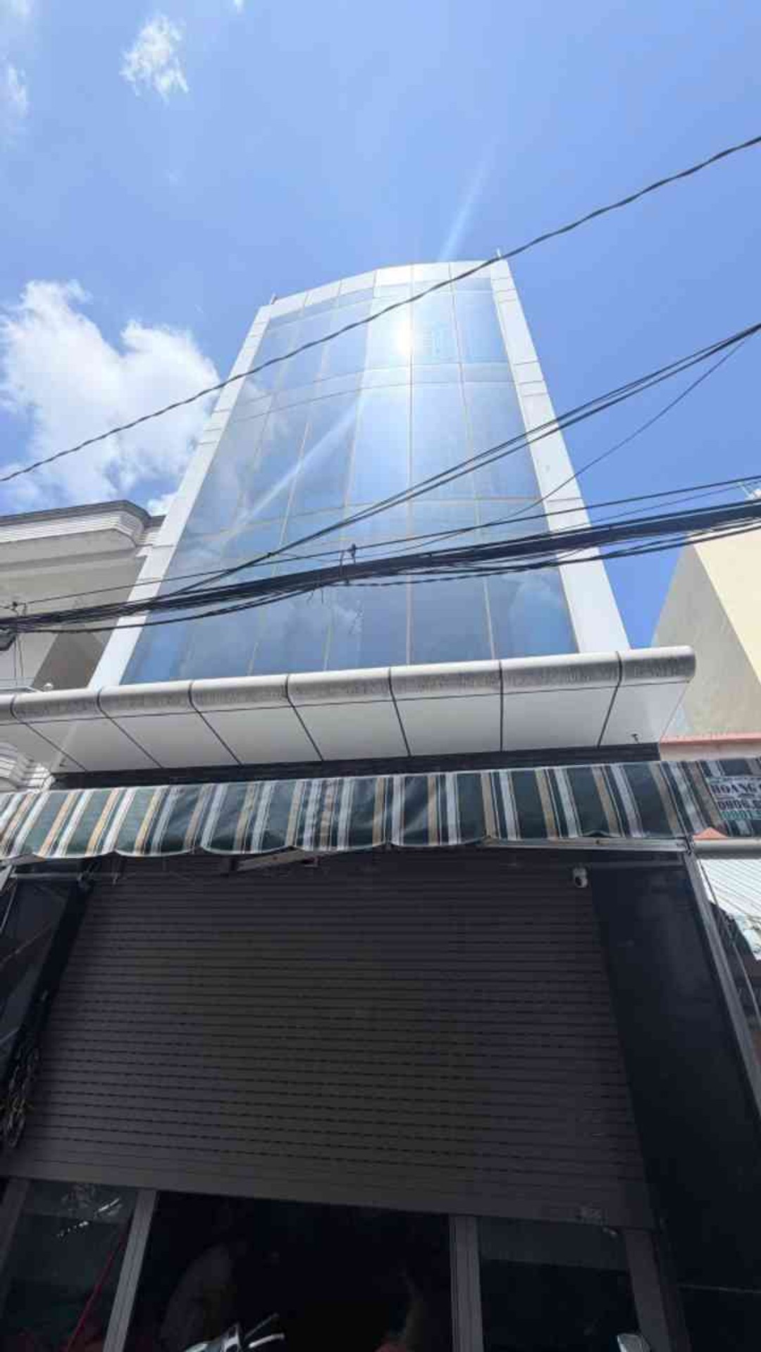Nhà 5 Tầng Rộng 5,3m Đang Cho Thuê 22TR Tháng Tại Phú Thọ Hòa