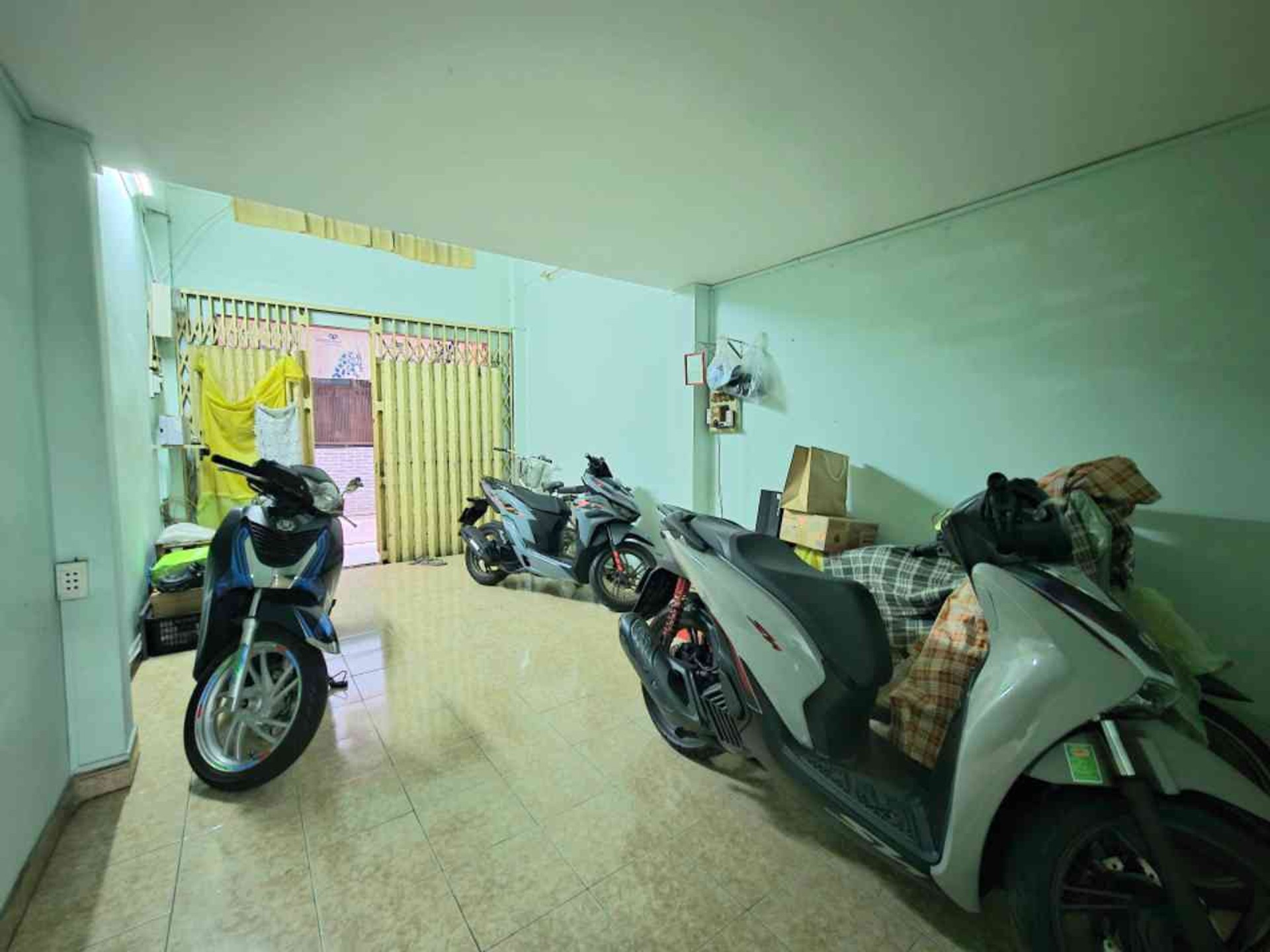 Nhà 4 Tầng Gần Ngã 7 Lý Thái Tổ - Vị Trí Đẹp, Hẻm Thông Tứ Tung
