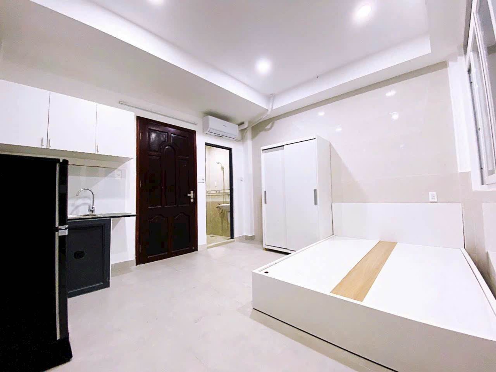 Nhà Phú Nhuận 7PN 7WC, Thu nhập 30tr/tháng, Sốt Giá!