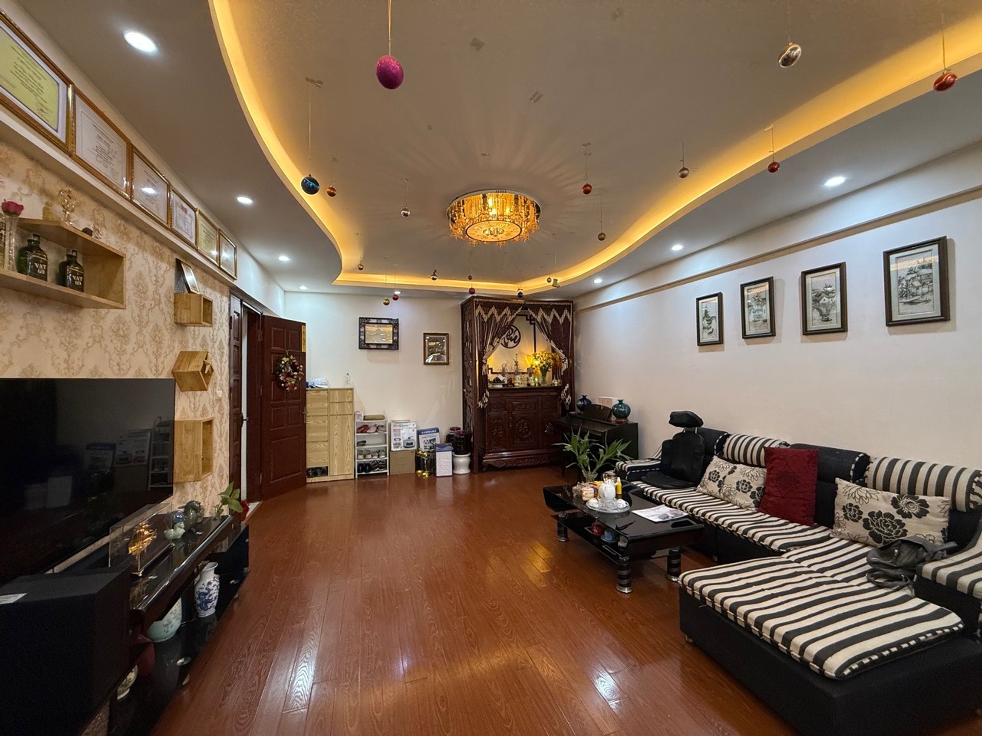 Bán căn hộ chung cư tầng 7 tại Định Công, thiết kế hiện đại, pháp lý đầy đủ giá 7,2 tỷ
