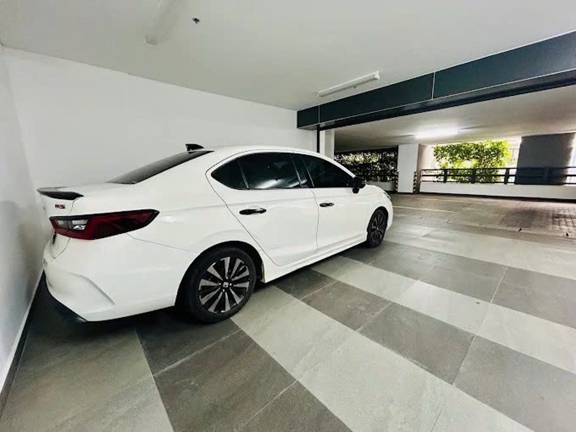 Cơ Hội Sở Hữu Biệt Thự Trên Không Độc Bản Tại Celadon City