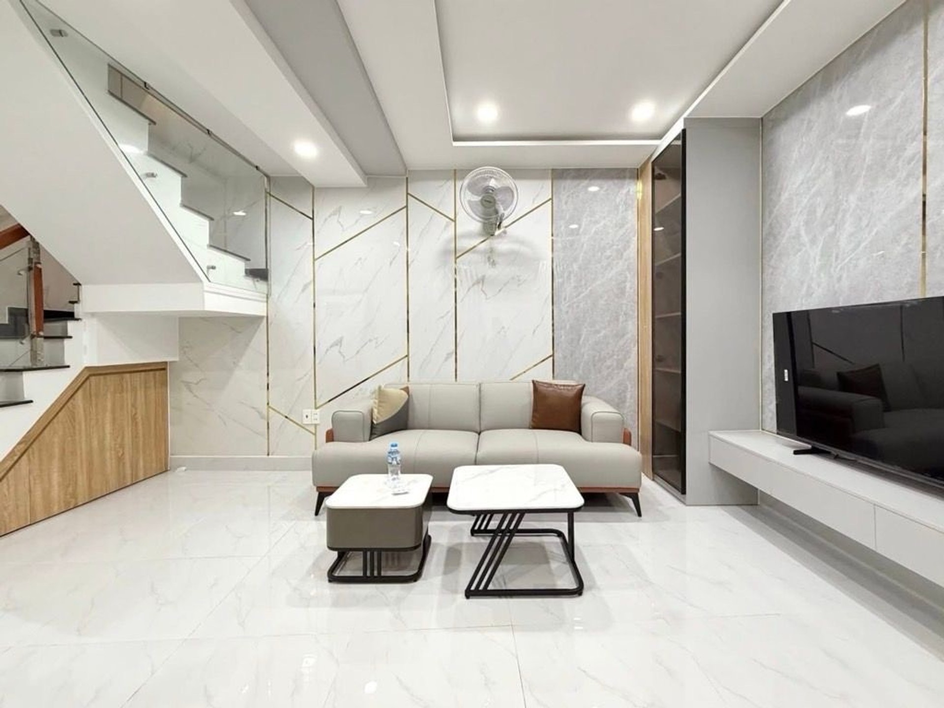 Bán nhà riêng 4 tầng 43m2 tại Đoàn Thị Điểm, Phú Nhuận với giá ưu đãi