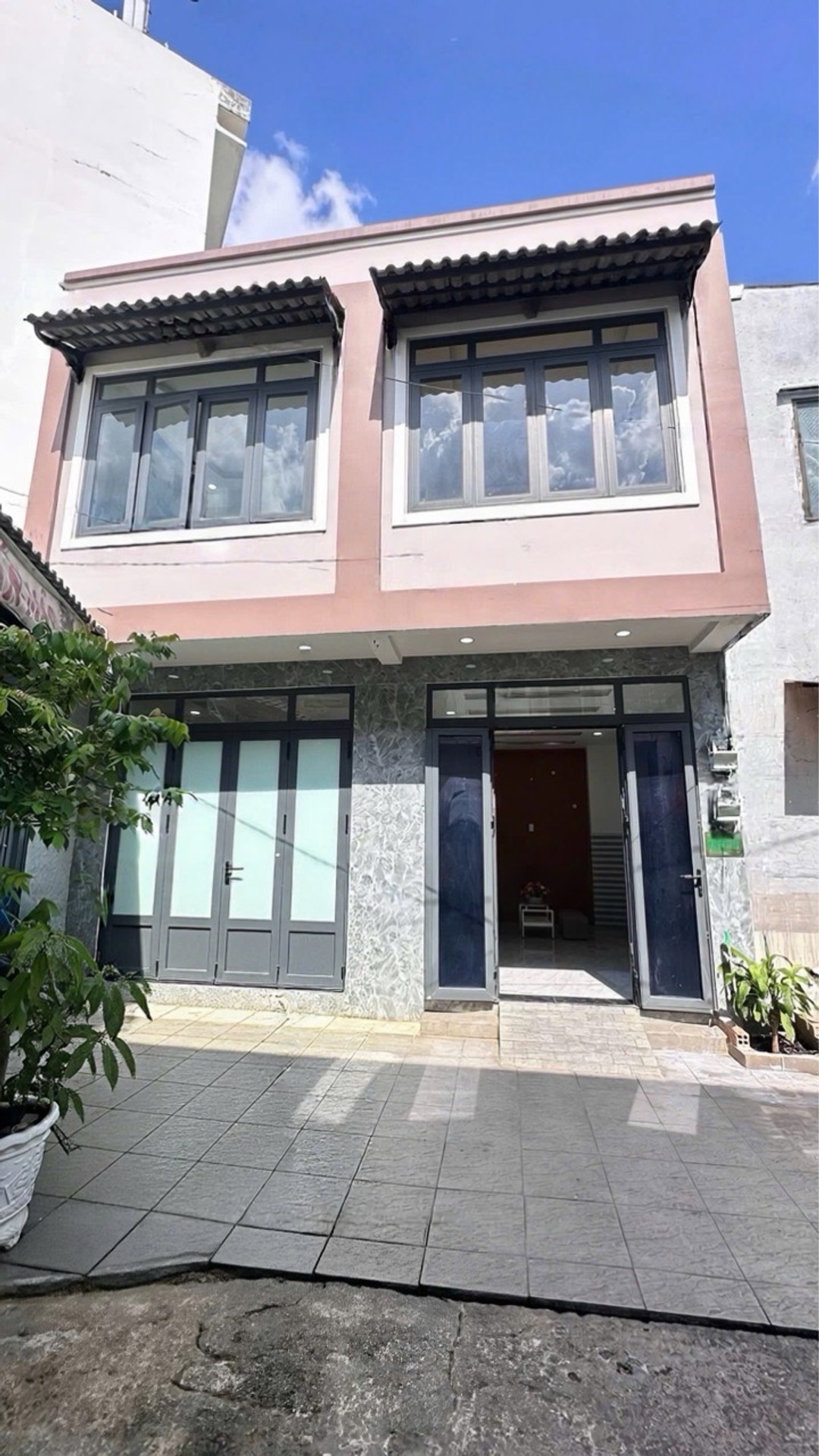 NHÀ MỚI HẺM XE HƠI GÒ XOÀI – NGANG HIẾM 6.5M – CHỈ 4.53 TỶ

- 33m² , 1 trệt 1 lầu, 2 phòng ngủ