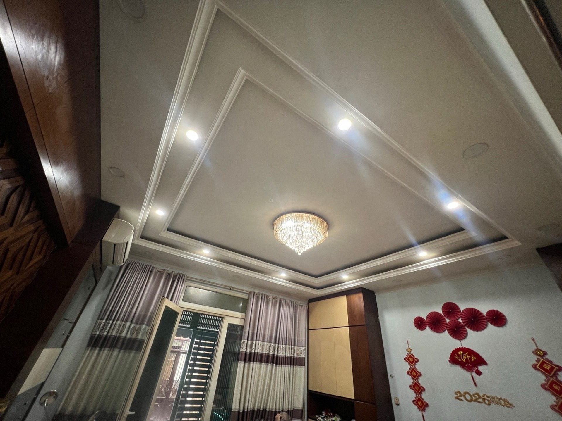 Nhà Thang Máy Siêu Đẹp 10 Phòng - Phú Nhuận