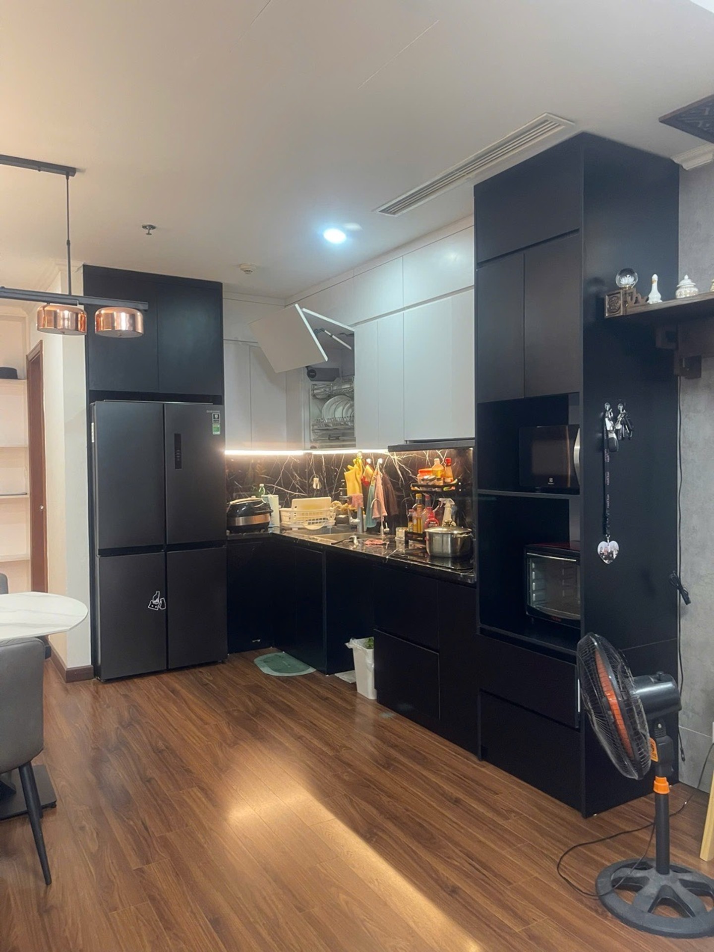 Căn hộ 3 phòng ngủ sang trọng tại Minh Khai với tầm nhìn rộng thoáng