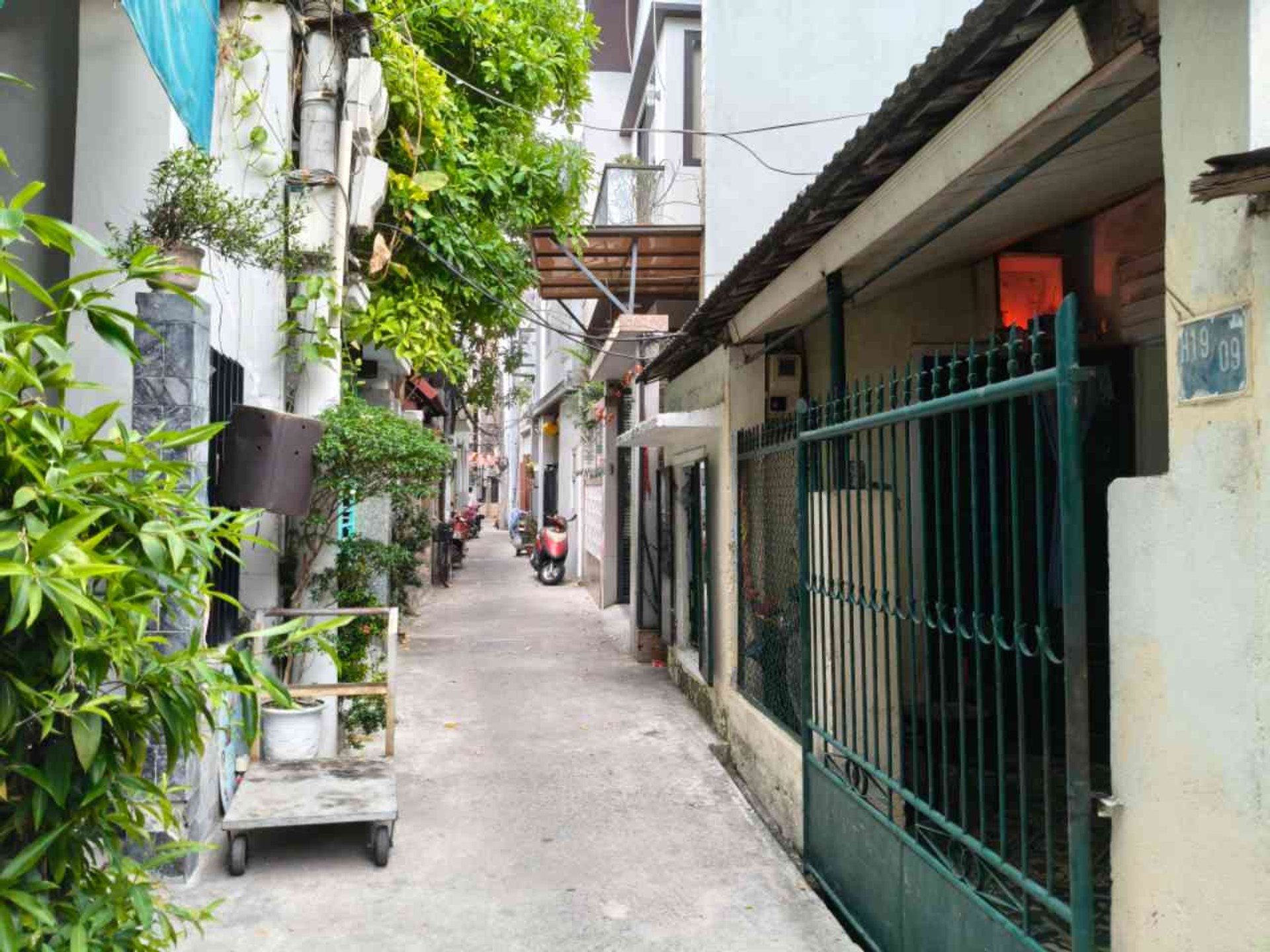 Nhà Núi Thành - chính chủ ở lâu đời - 64.2m2 - bán đất tặng nhà nhỉnh 4 tỷ