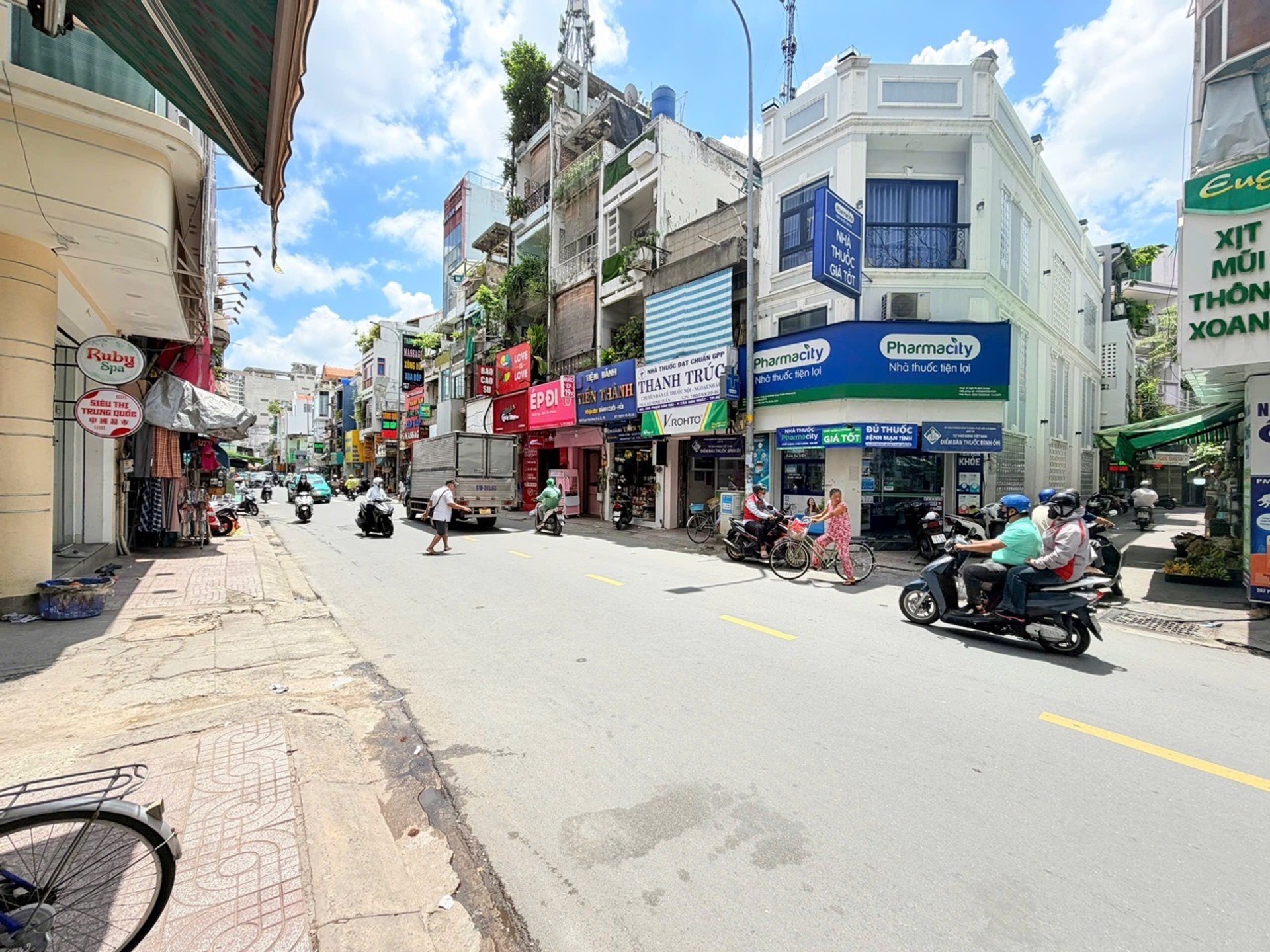Bán nhà mặt phố lô góc kinh doanh đa ngành tại Phạm Văn Hai, Tân Sơn Nhất
